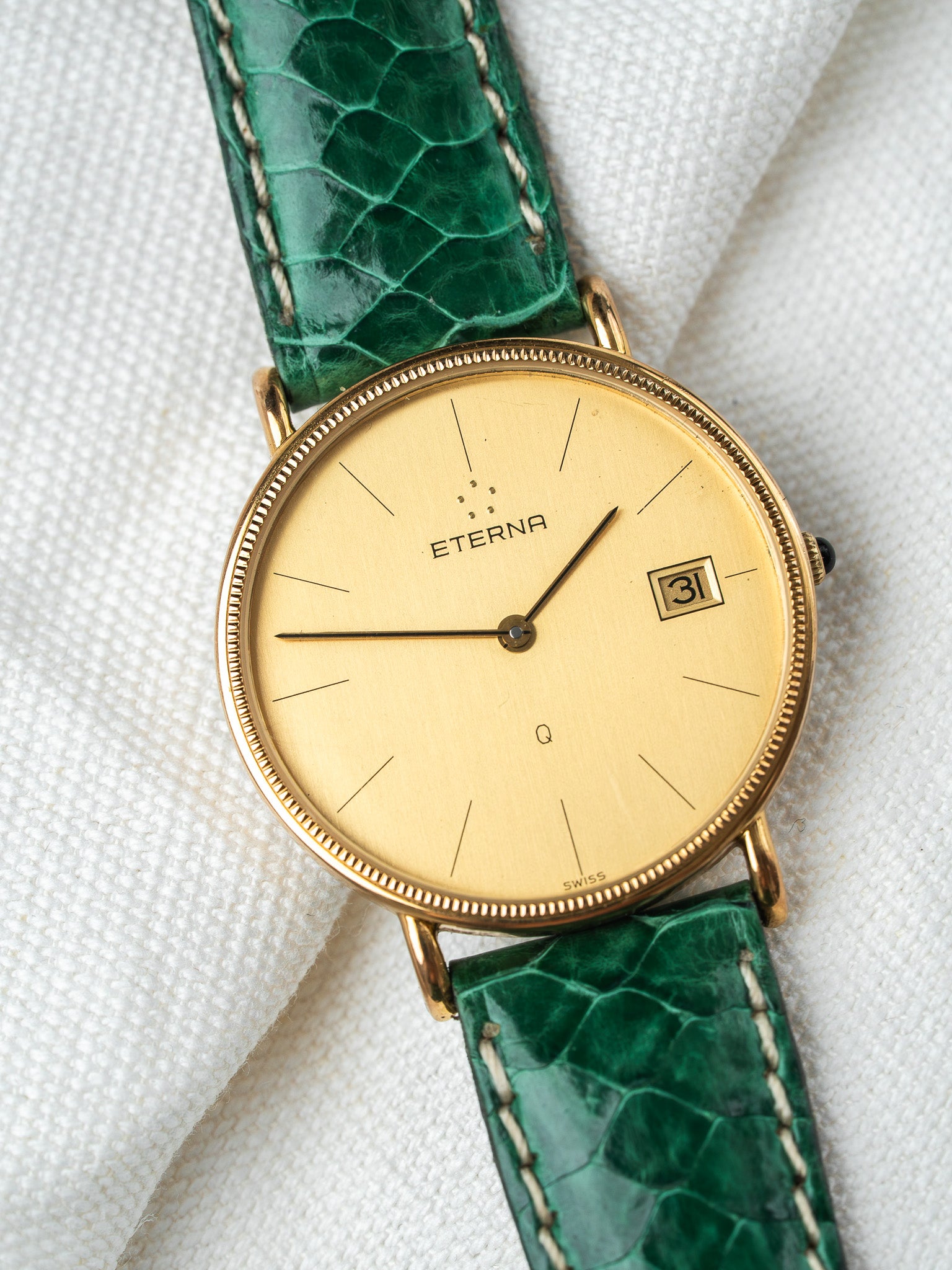 Montre Eterna Vintage - Plaqué or guilloché (Années 1990)