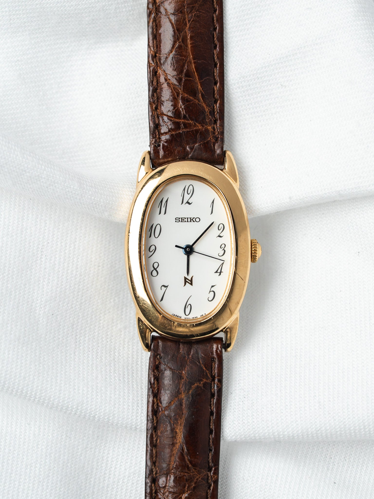 Montre Seiko Baignoire Plaquée Or — Marron Cadran Chiffres Arabes (2001)