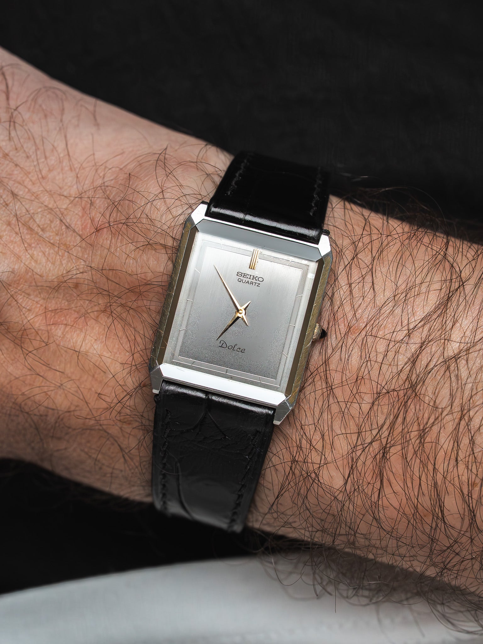 Vintage Seiko Dolce Watch — Silver Ultra-Thin Dial (1985)