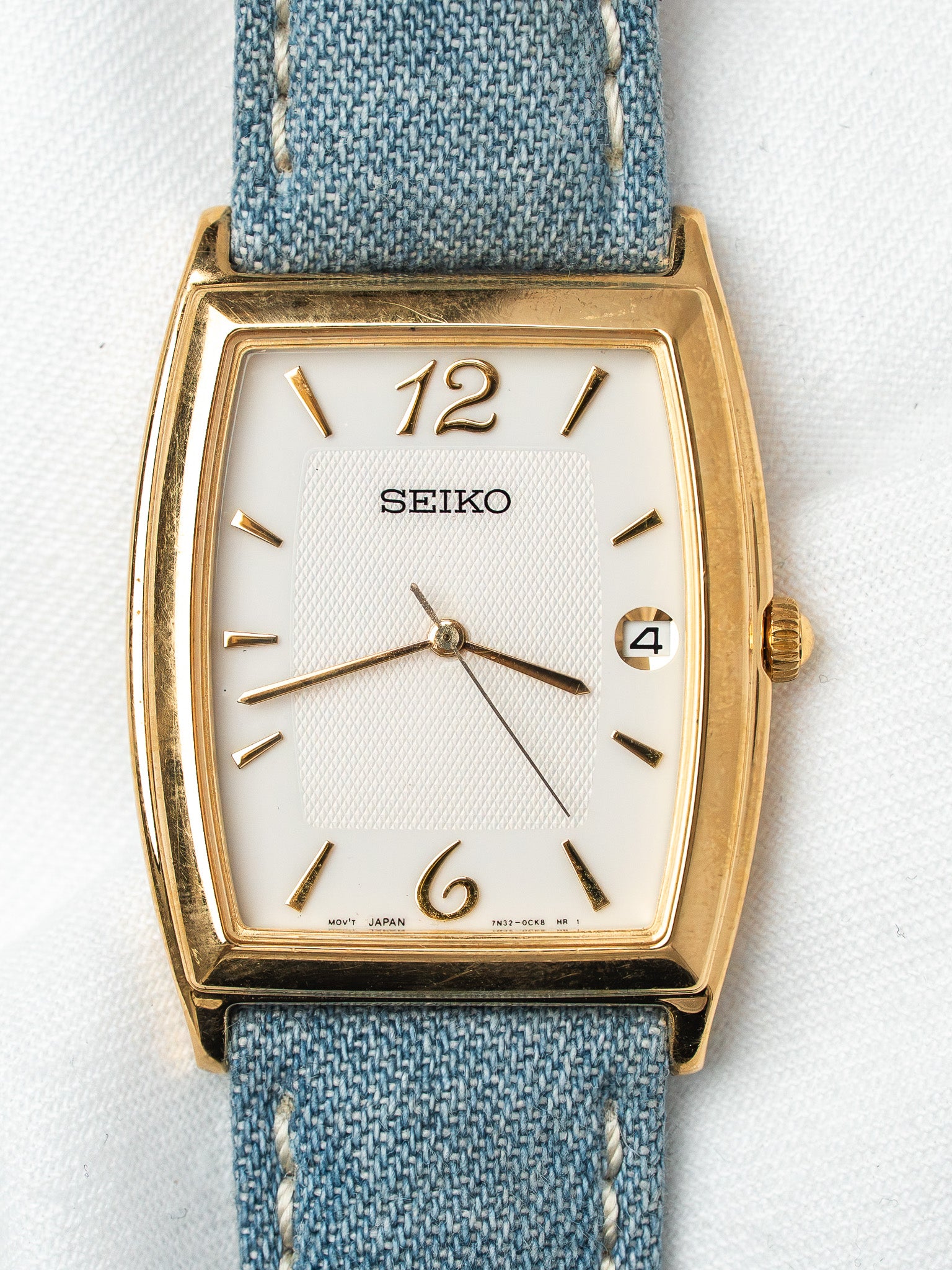Montre Seiko Vintage Plaqué Or — Tonneau Cadran Blanc (1992)