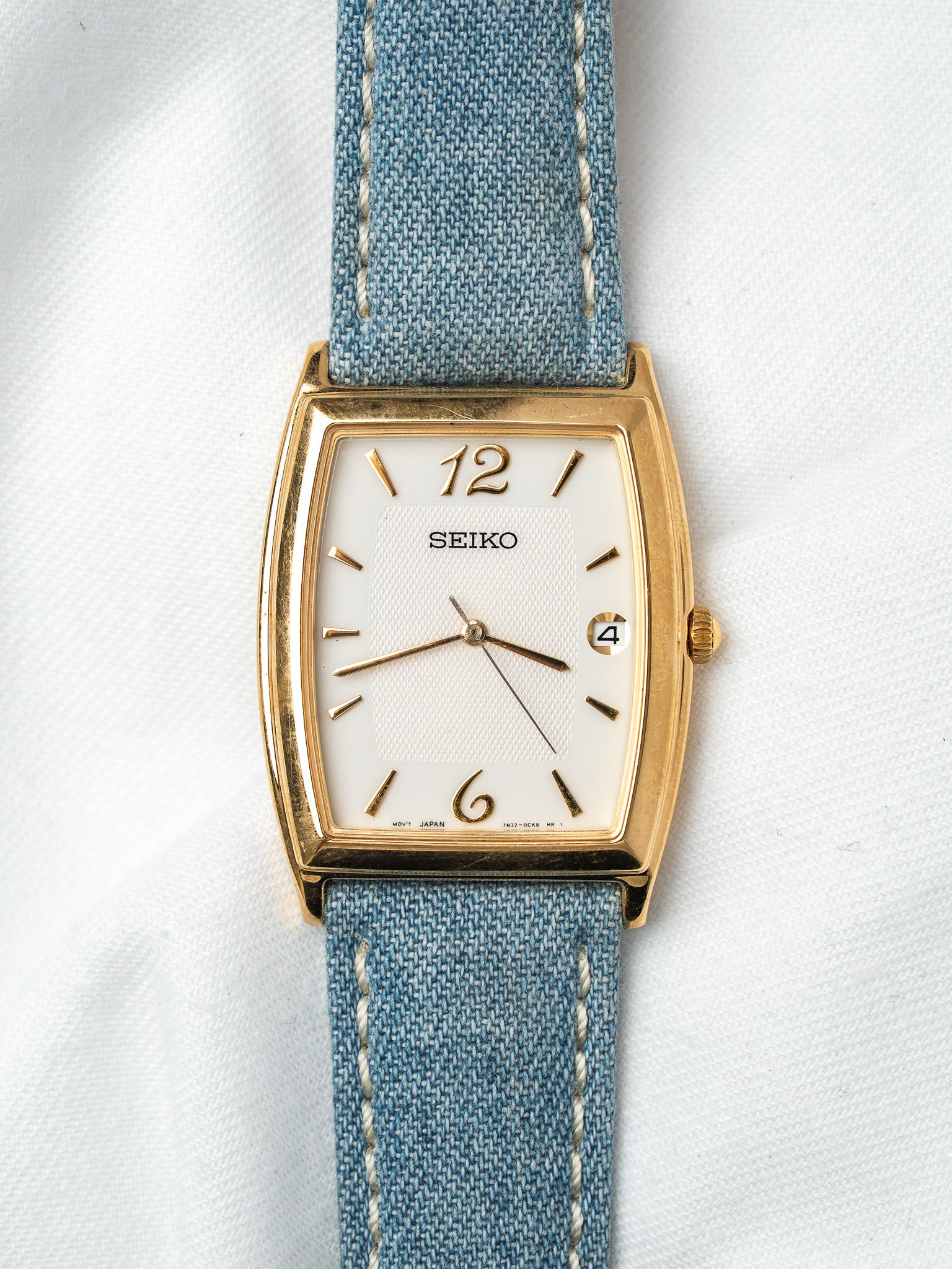 Montre Seiko Vintage Plaqué Or — Tonneau Cadran Blanc (1992)