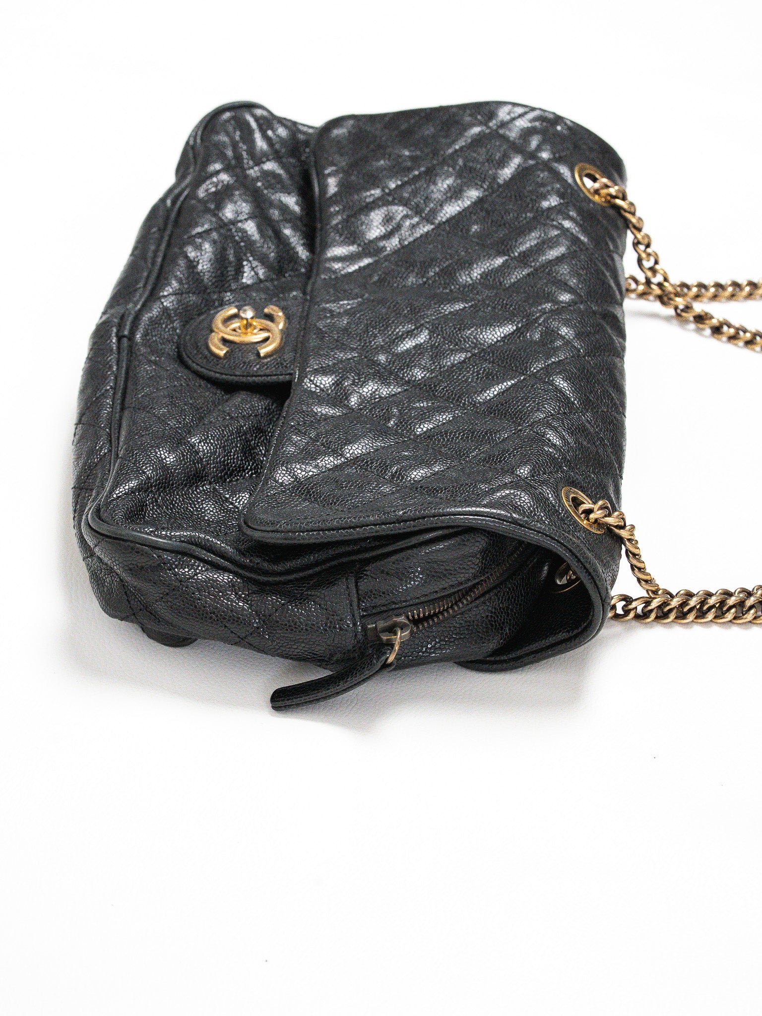 Sac Chanel Vintage en Cuir Caviar Noir Matelassé à Rabat