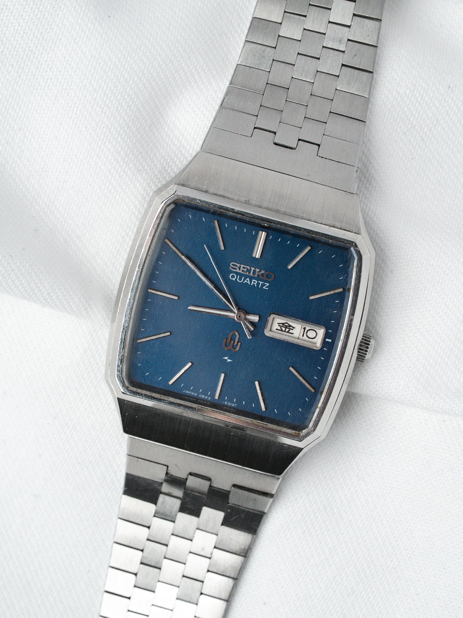 ساعة Seiko Type II فينتاج من الفولاذ — TV قرص أزرق (1970s)