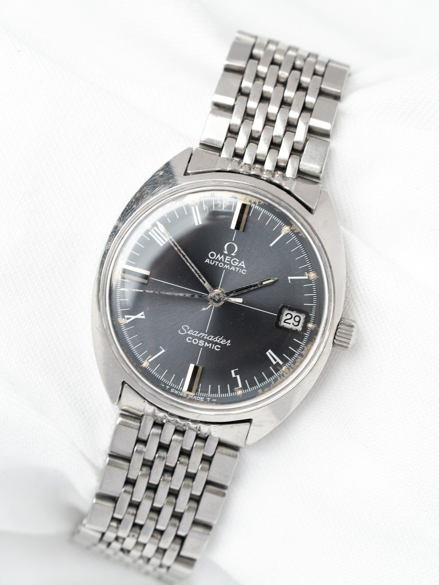 Vintage Omega Seamaster Cosmic 166.023 — Grey Dial (1967)