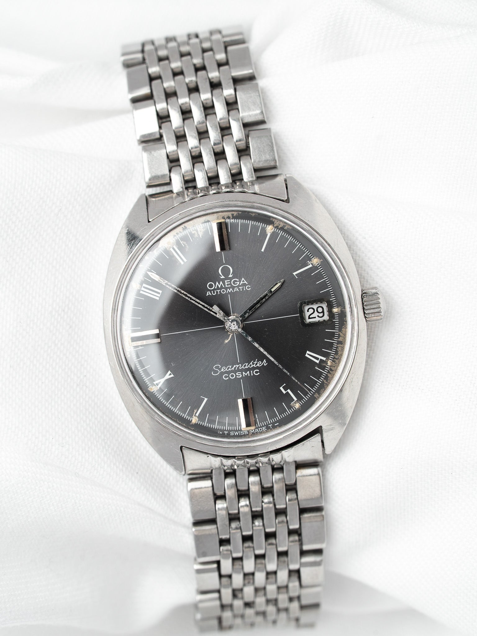 Vintage Omega Seamaster Cosmic 166.023 — Grey Dial (1967)