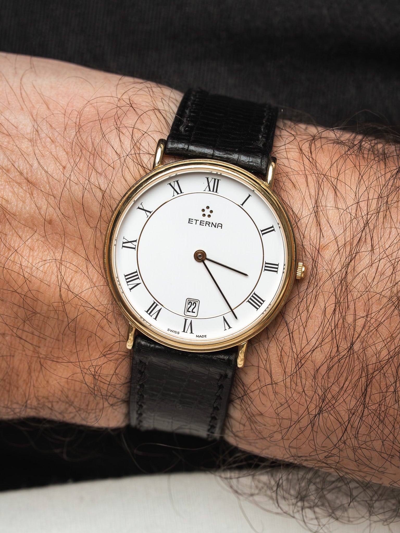 Montre Eterna Ronde Or — Cadran Blanc Chiffres Romains (1990s)