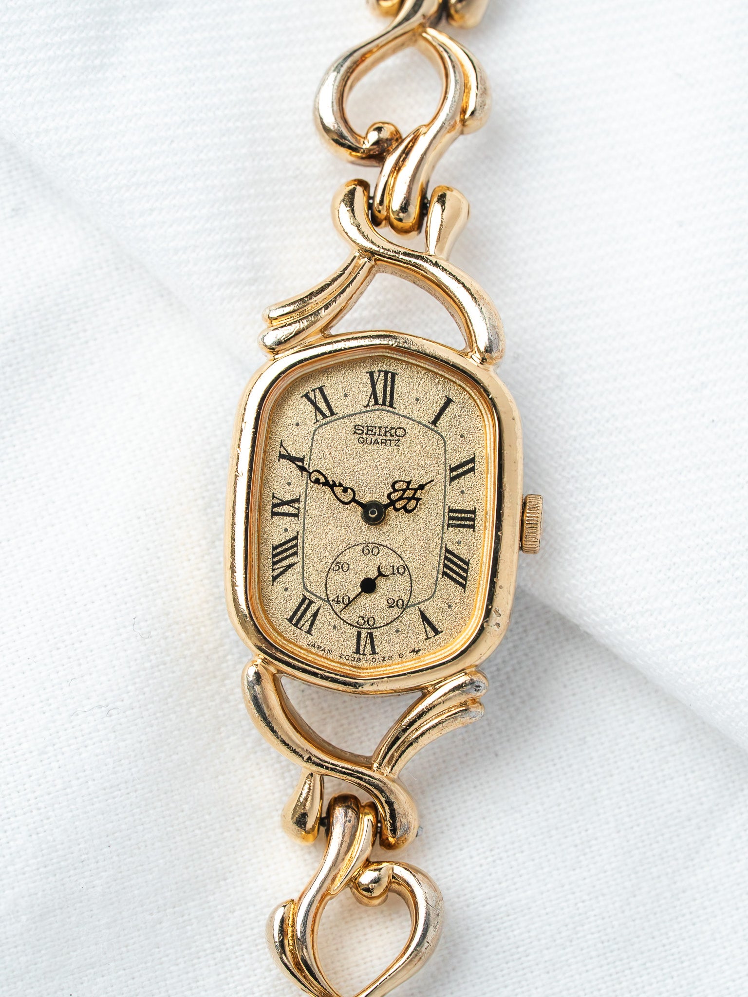 Vintage Seiko Cocktail Watch 2638-5040 Gold-Plated — Gold-Tone (1985)