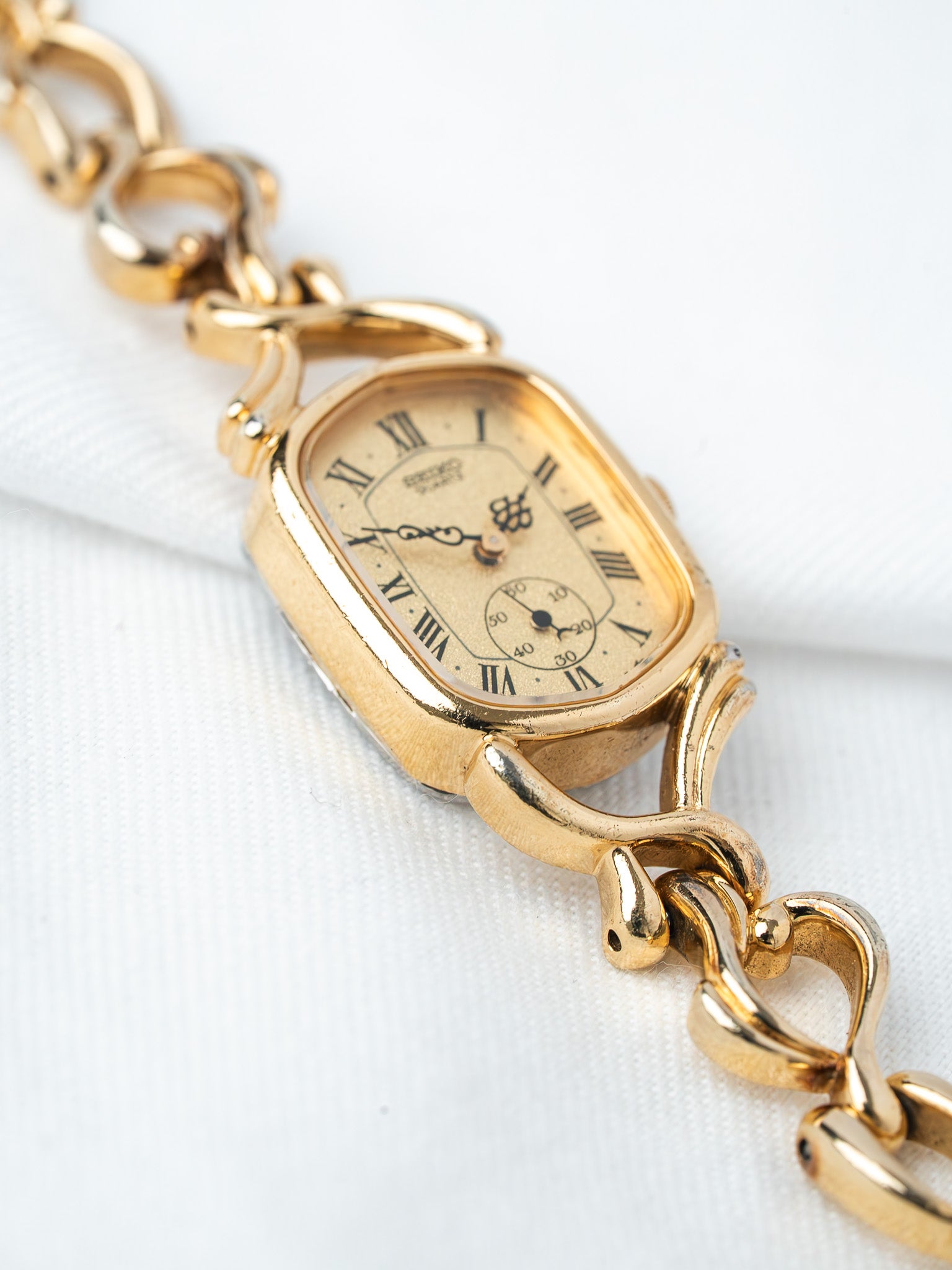 Vintage Seiko Cocktail Watch 2638-5040 Gold-Plated — Gold-Tone (1985)