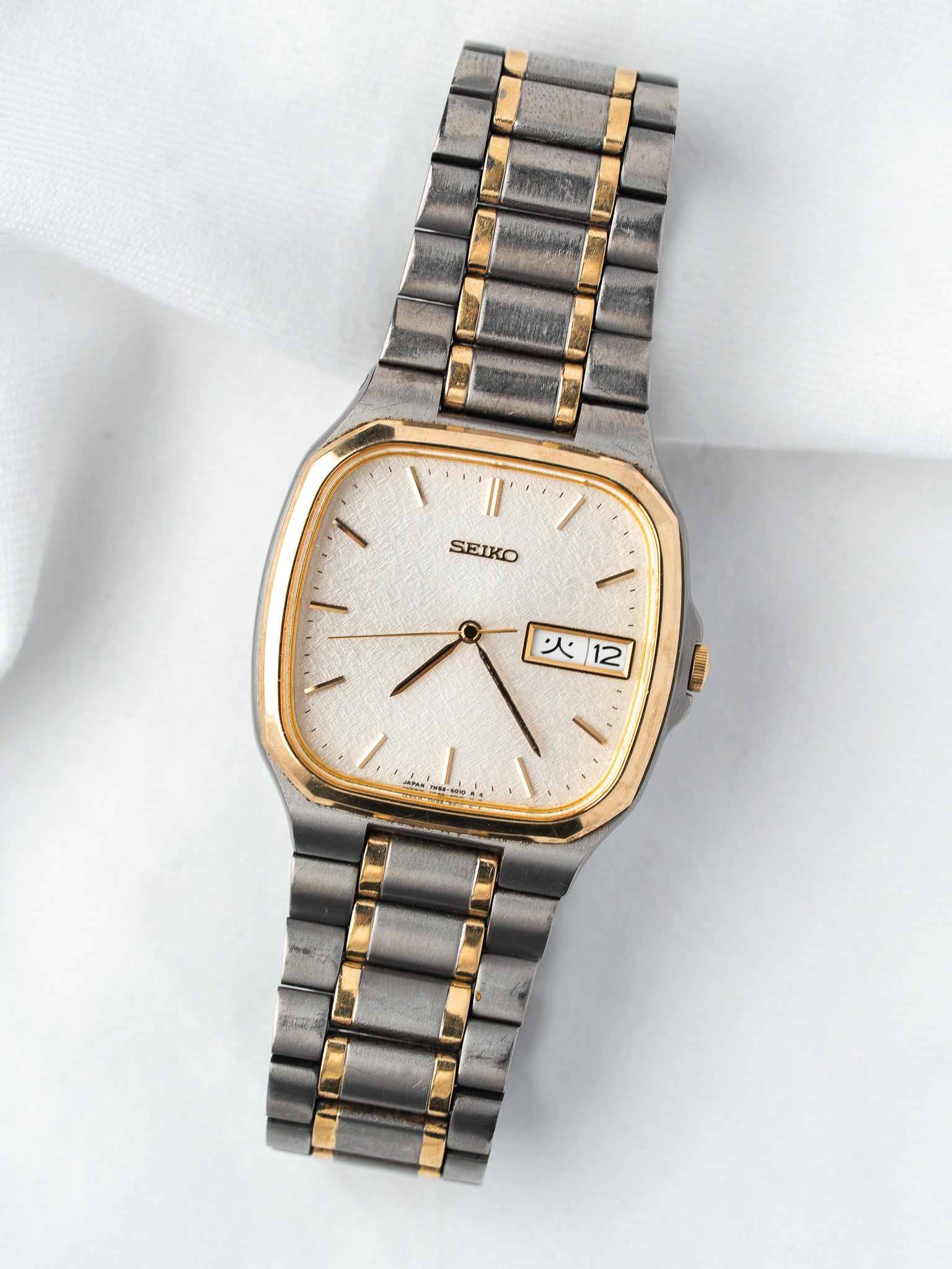 Montre Seiko 7N83-5010 Coussin Bicolore — Cadran Lin (1990s)