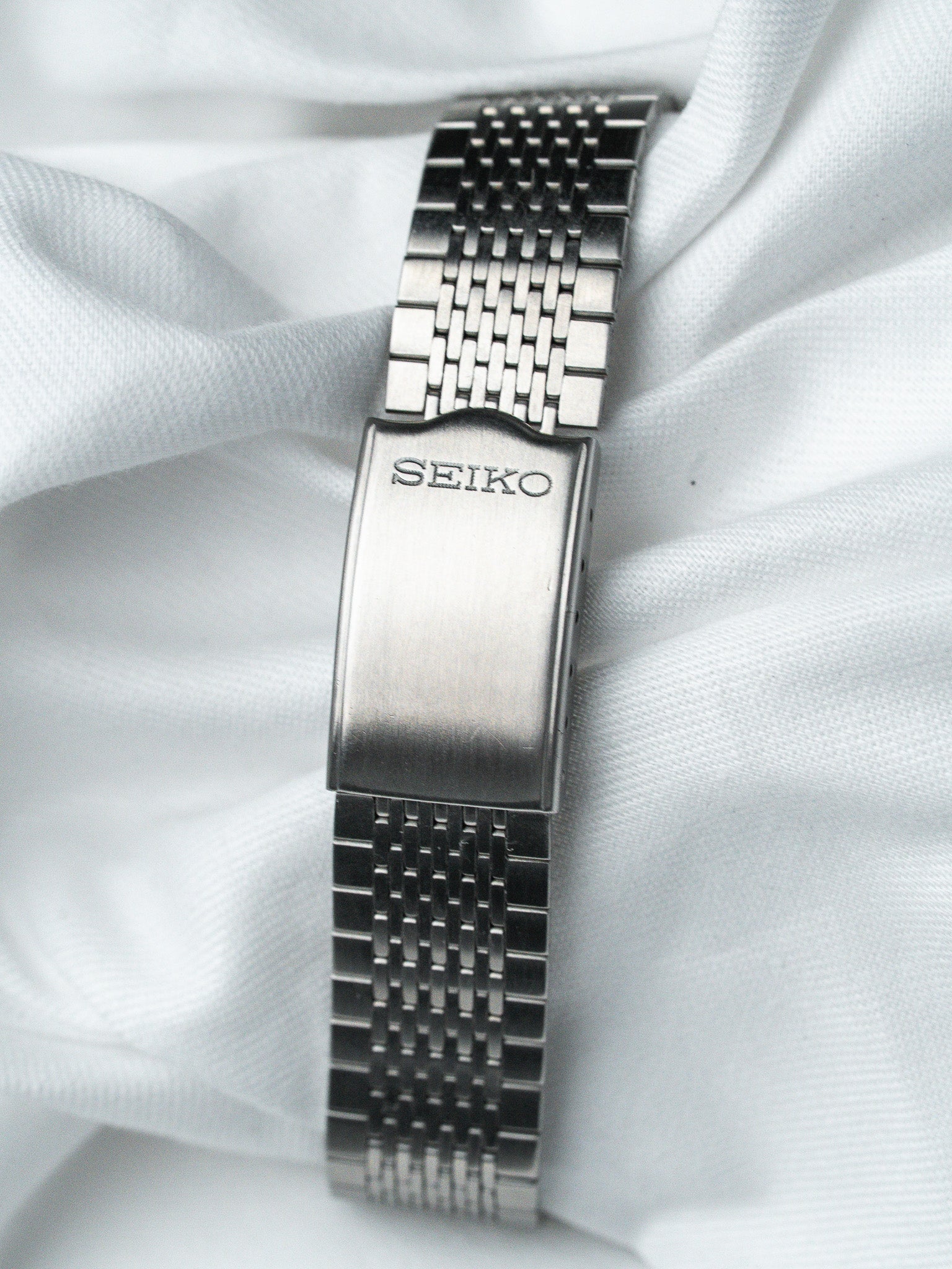 Montre Seiko Spirit 7N93-7000 Acier — Cadran Tissé (1997)