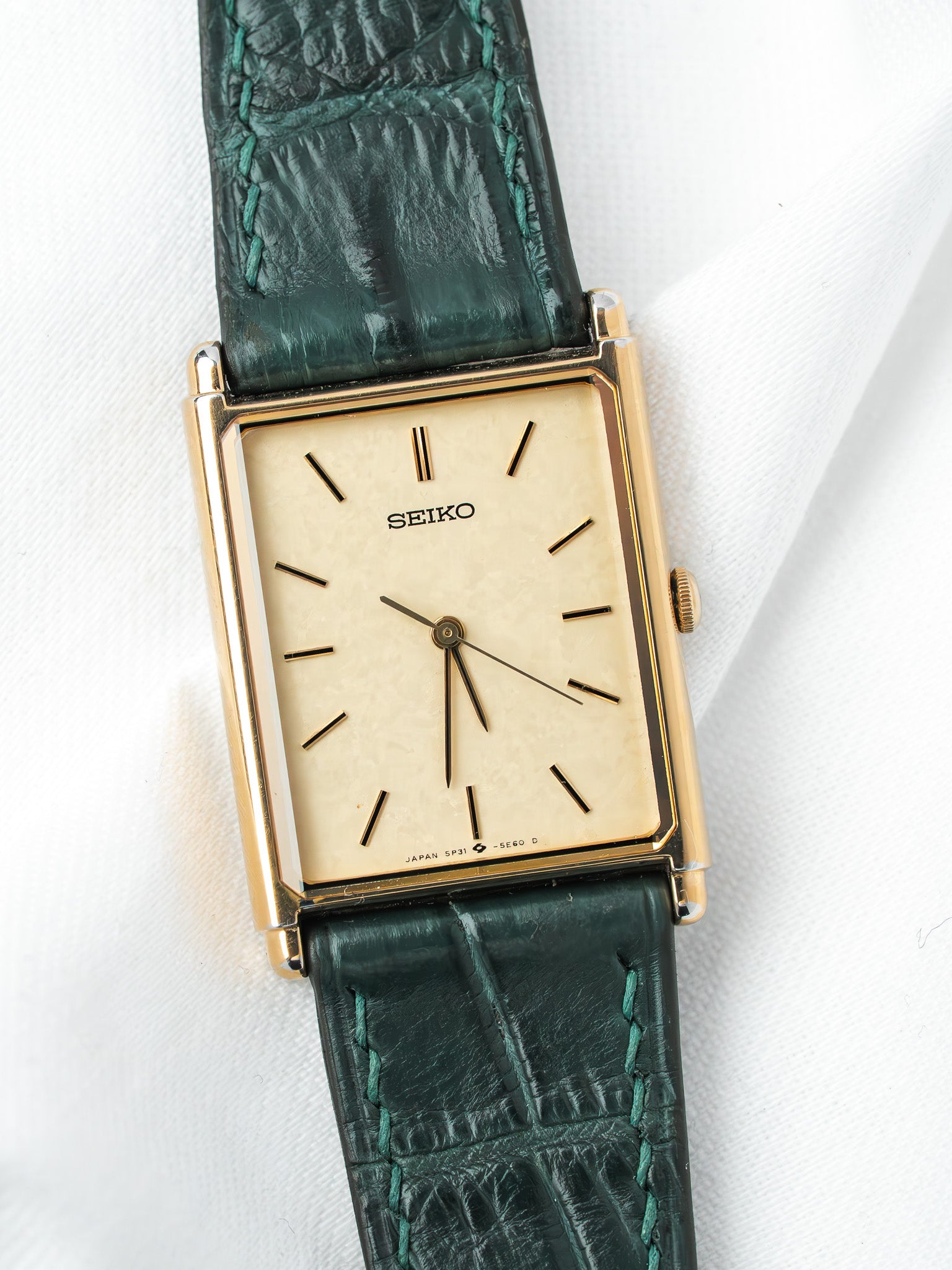 Montre Seiko Tank Plaqué Or — 5P31-5D40 (1988)