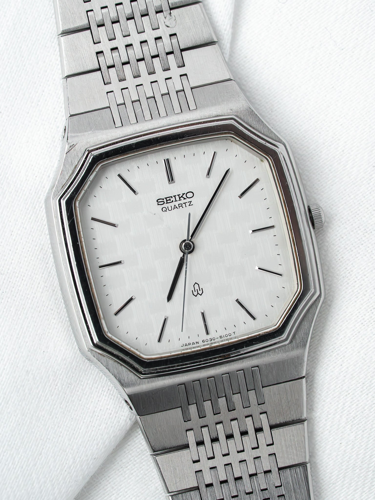 Montre Seiko 6030-5080 Acier — Coussin Cadran Damier Tissé (1980)