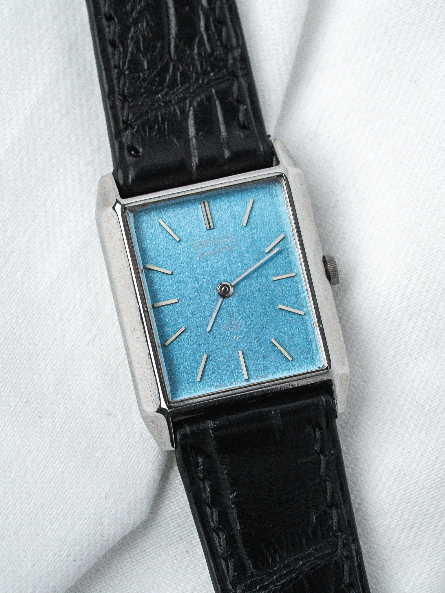 ساعة Seiko 4130-5010 من الفولاذ — Tank قرص أزرق (1975)