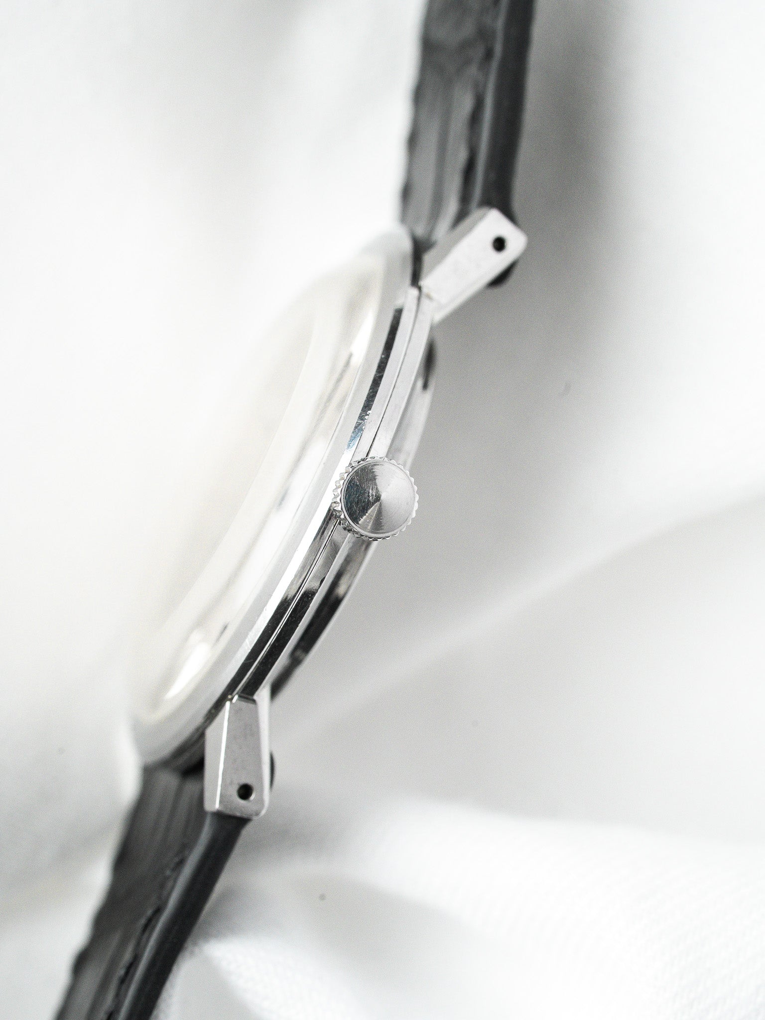 Montre Seiko 2220-0180 Acier — Cadran Lin Argenté Manuel (1974)