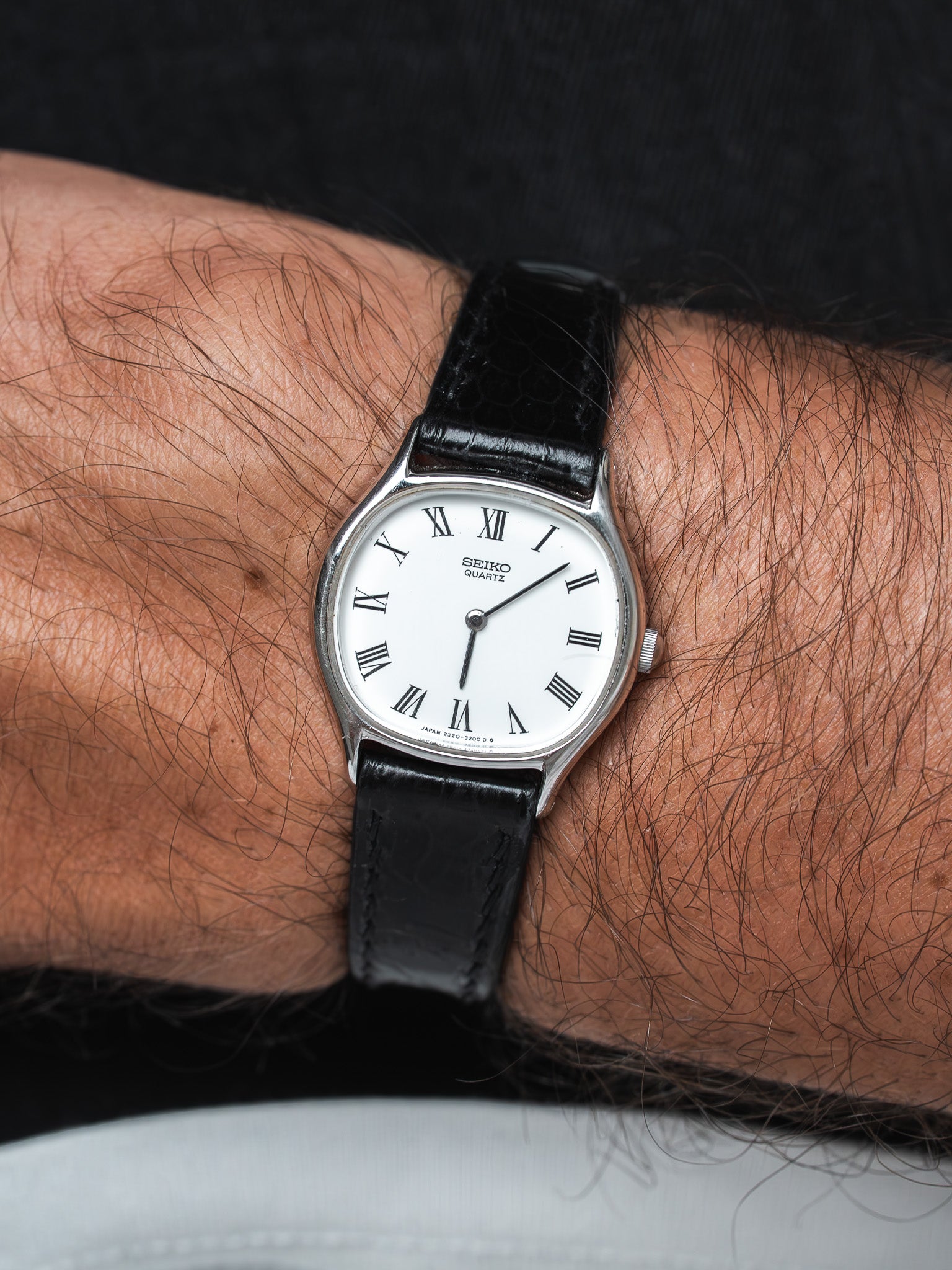 Montre Seiko 2320-6640 Acier — Coussin Cadran Romain (1981)