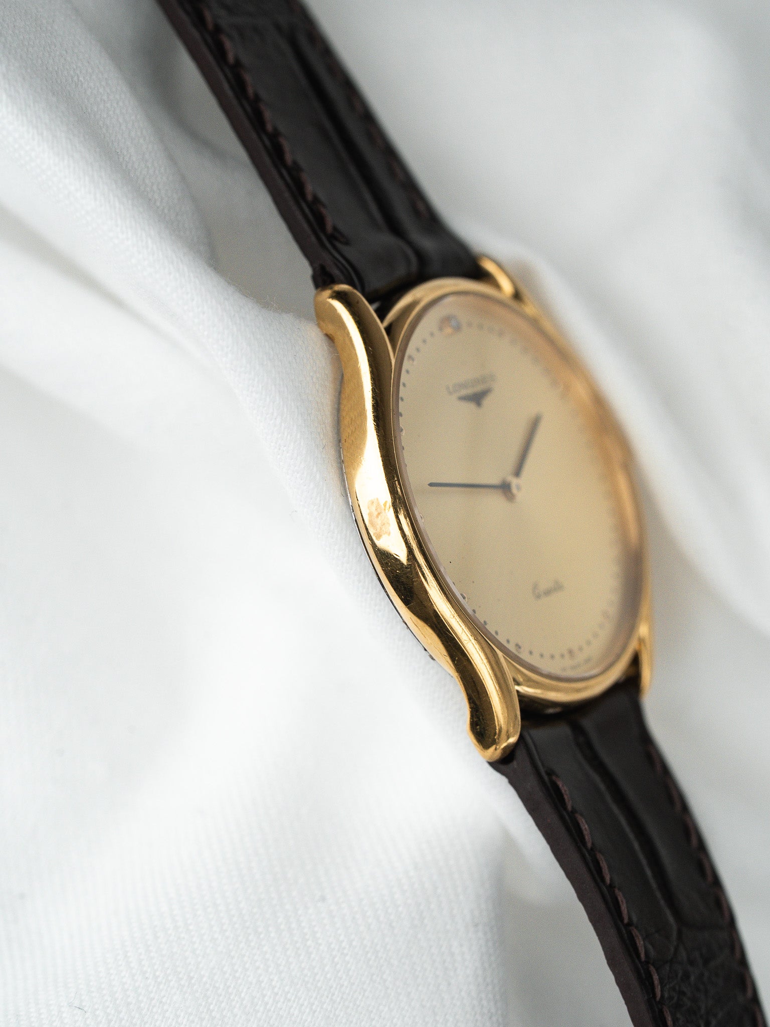 Montre Longines Vintage L4.617.2 — Plaqué Or Pierre Sertie (1980s)