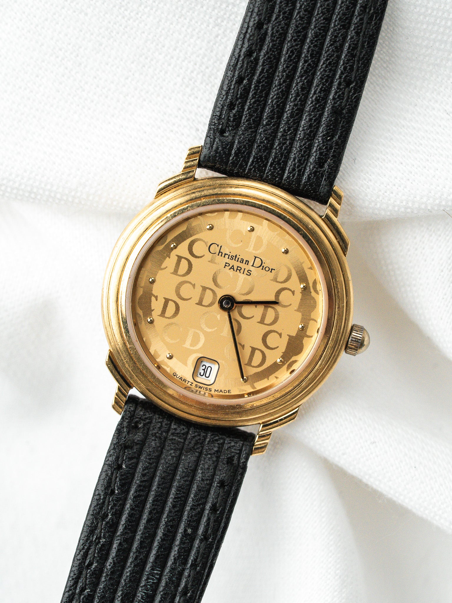 Montre Christian Dior Vintage 40.122.2 — Monogramme (1990s)