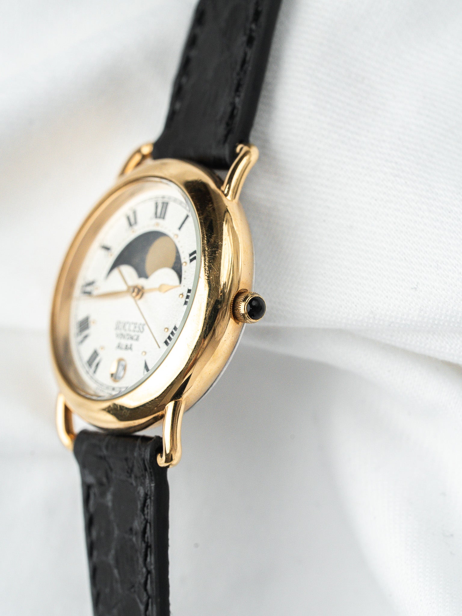 Montre Alba Success Vintage — Phase de Lune Plaqué Or (1990s)
