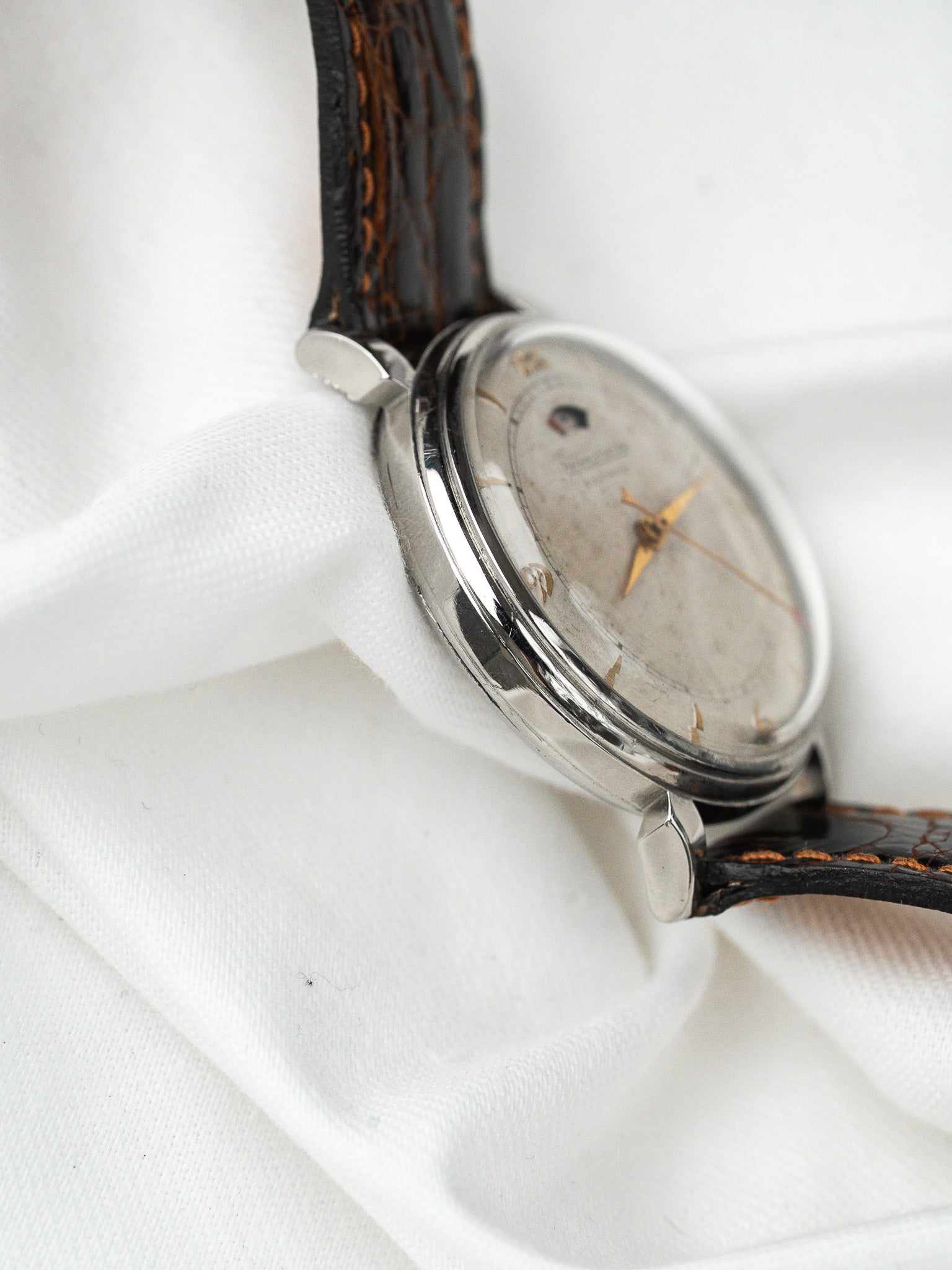 Montre JLC Vintage Powermatic 481 — Réserve de Marche (1950s)