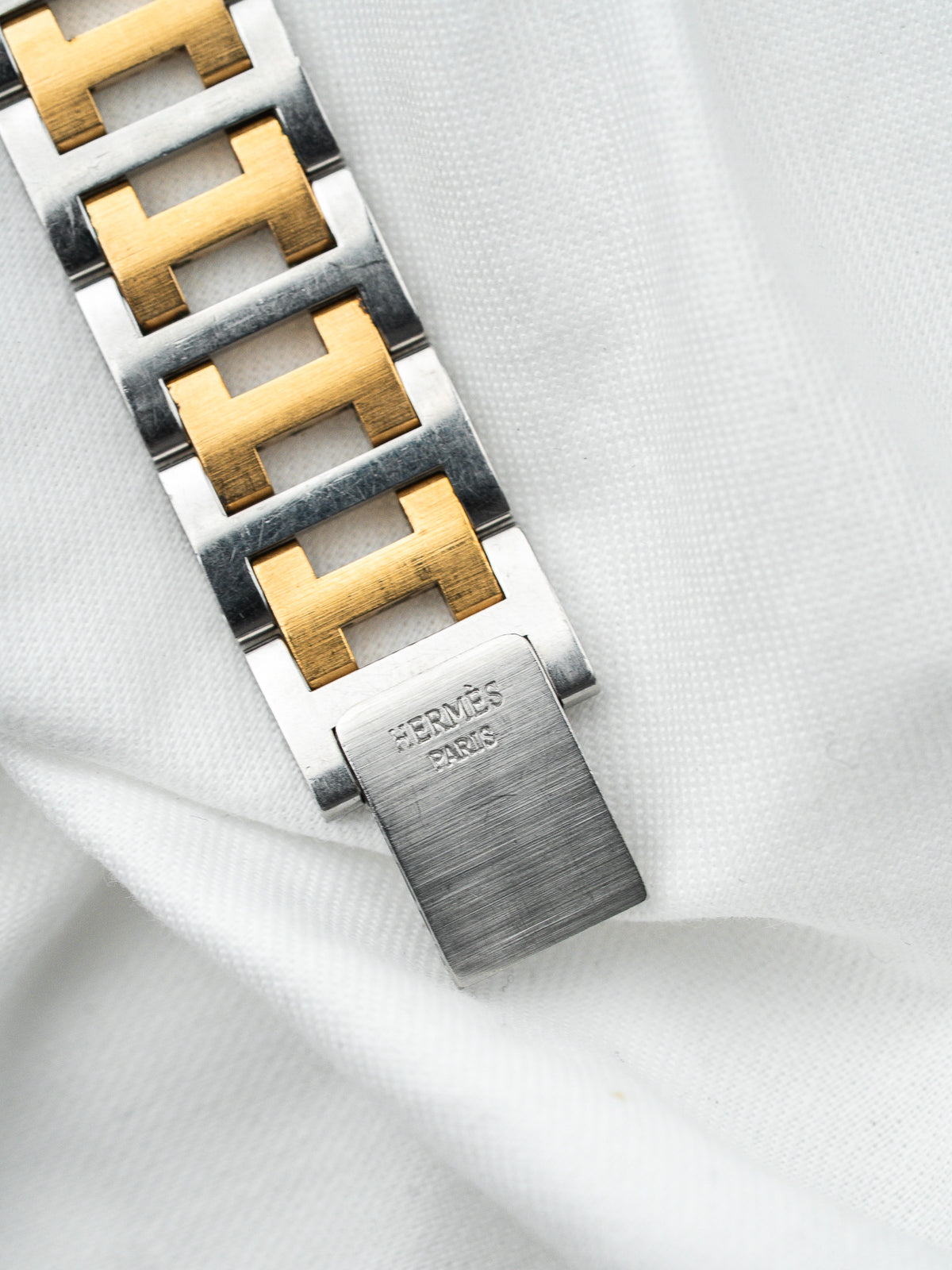 Montre Hermès Clipper 34mm Bicolore — Lunette Rivetée (1990s)