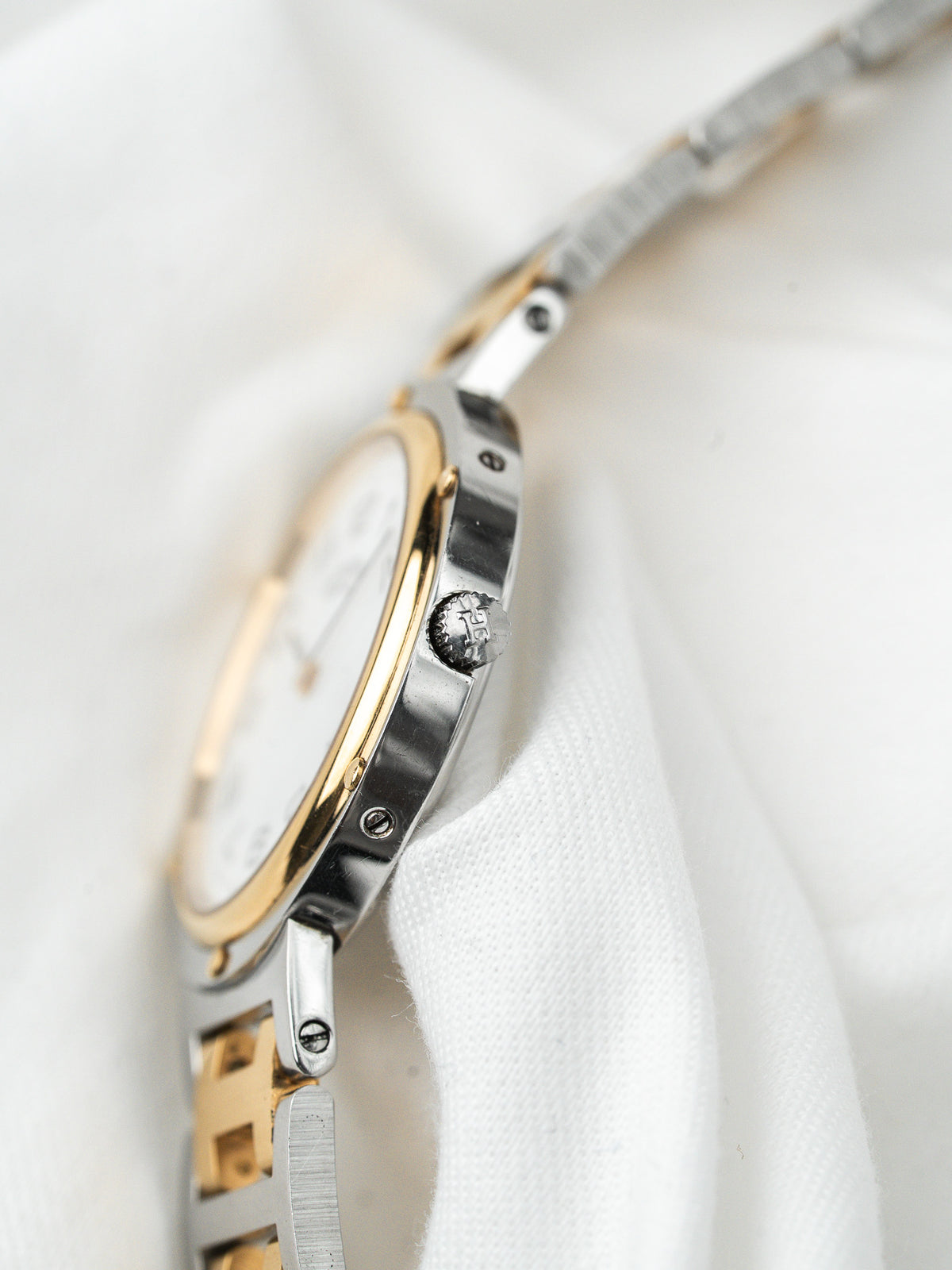 Montre Hermès Clipper 34mm Bicolore — Lunette Rivetée (1990s)