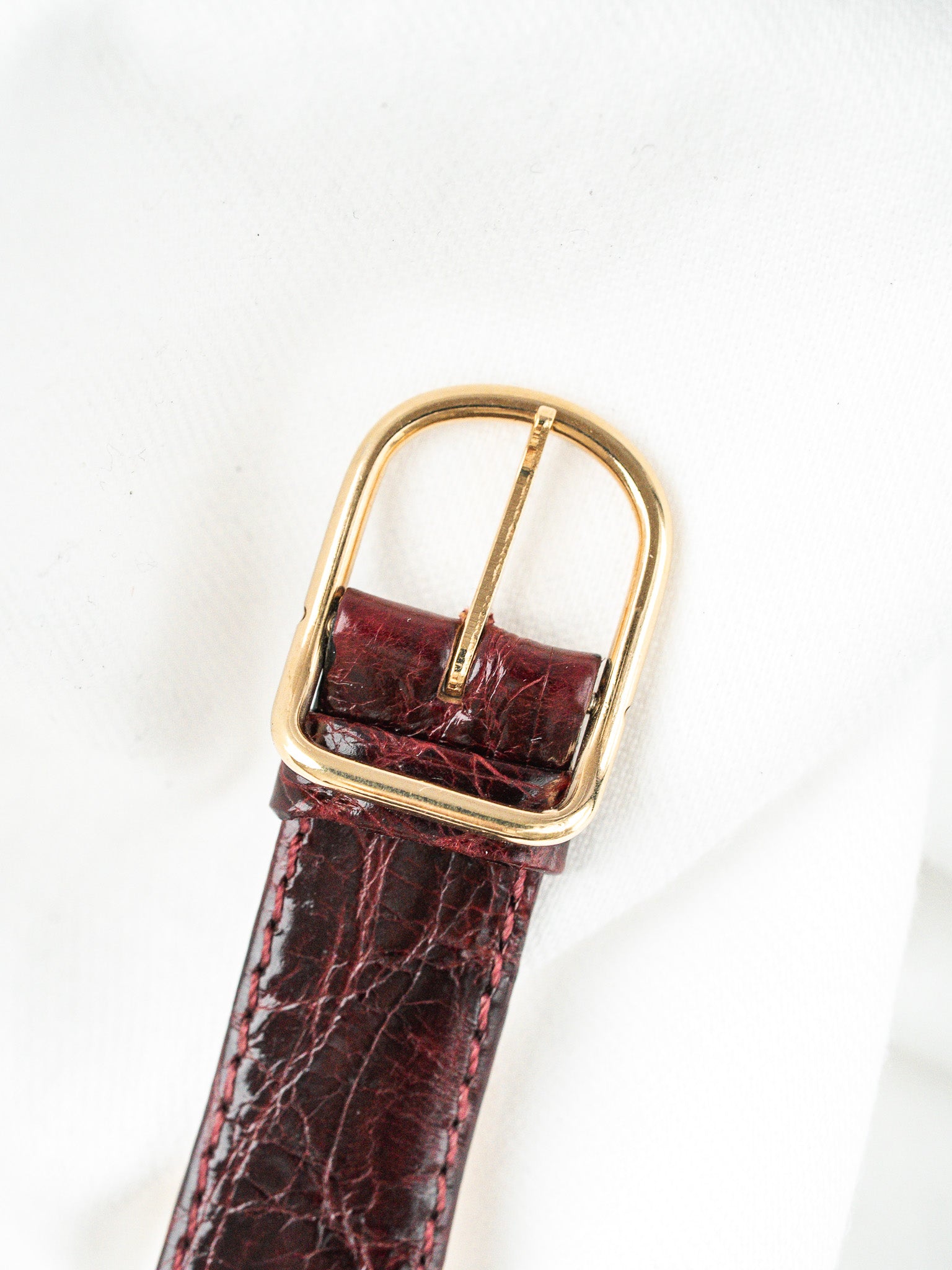 Longines Quartz Plaquée Or — Coussin Cadran Rayé Deux Aiguilles (1980s)