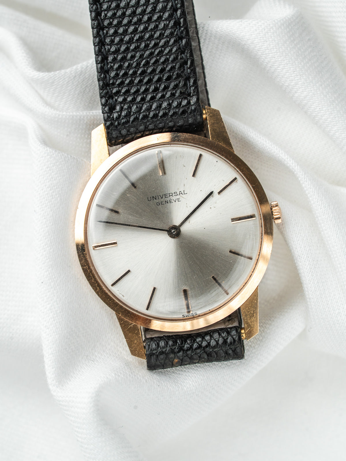 Universal Genève Vintage Uhr - 18 Karat Roségold Extra Flach (1964)