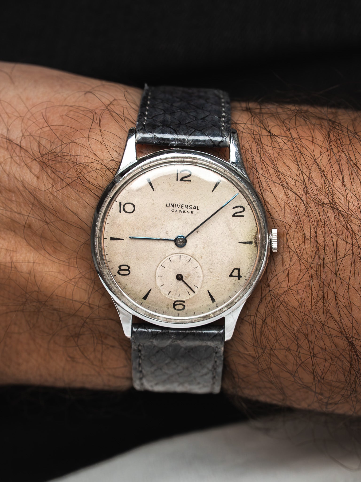 Universal Genève Kaliber 262 Watch Stahl — Patiniertes Zifferblatt (1950s)