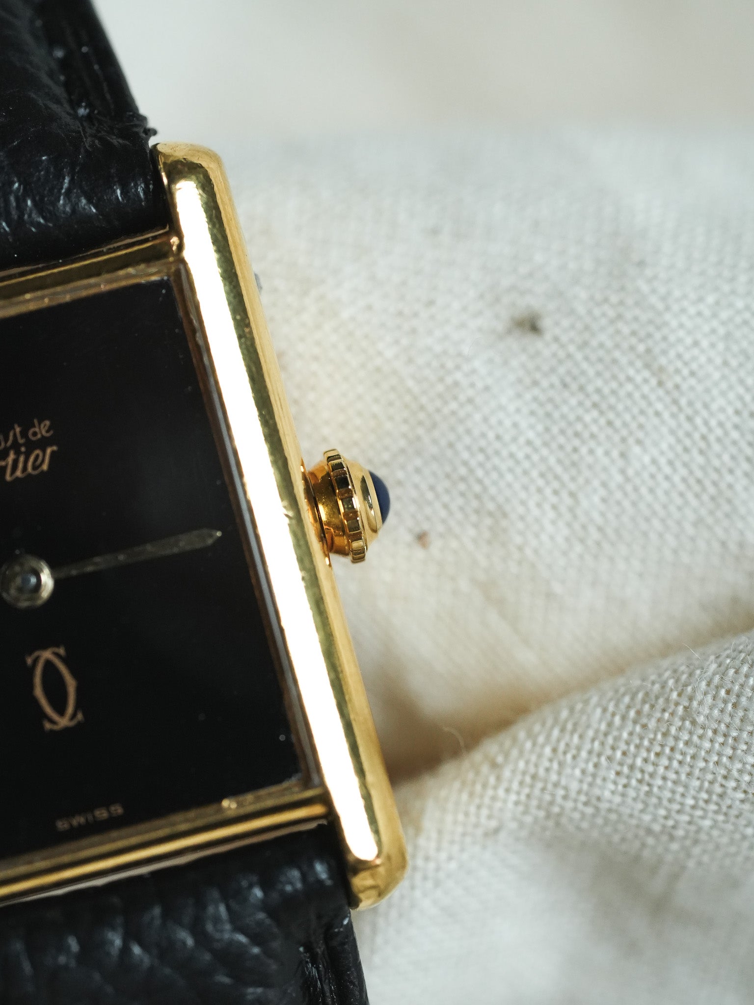 Cartier - Tank Must de Cartier 23x30 Vermeil Cadran Noir laqué Boucle Déployante - 1980s