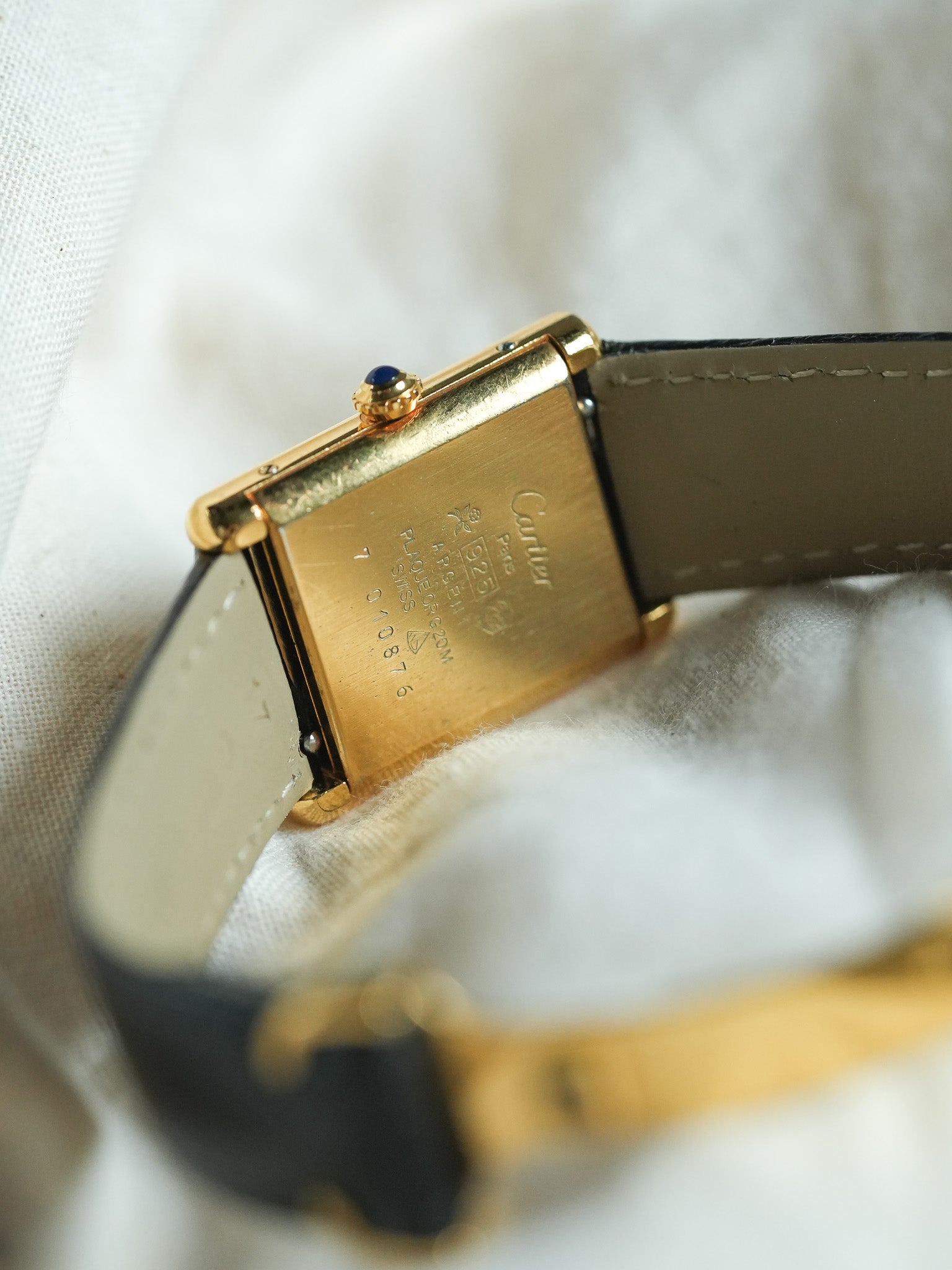 Cartier - Tank Must de Cartier 23x30 Vermeil Cadran Noir laqué Boucle Déployante - 1980s