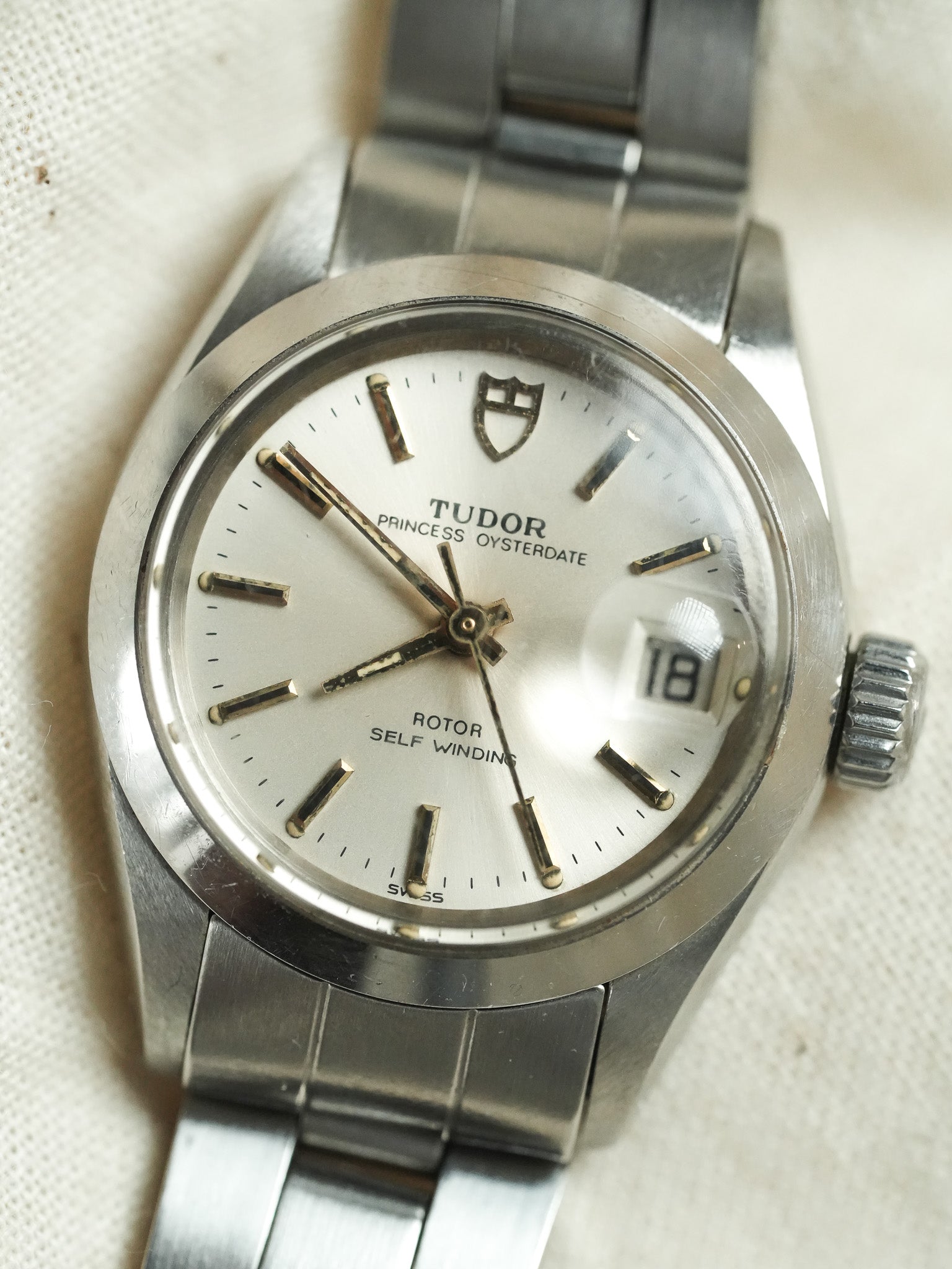 Tudor x Rolex - Princess Oysterdate 24mm Automatique Acier référence 92400 - 1985