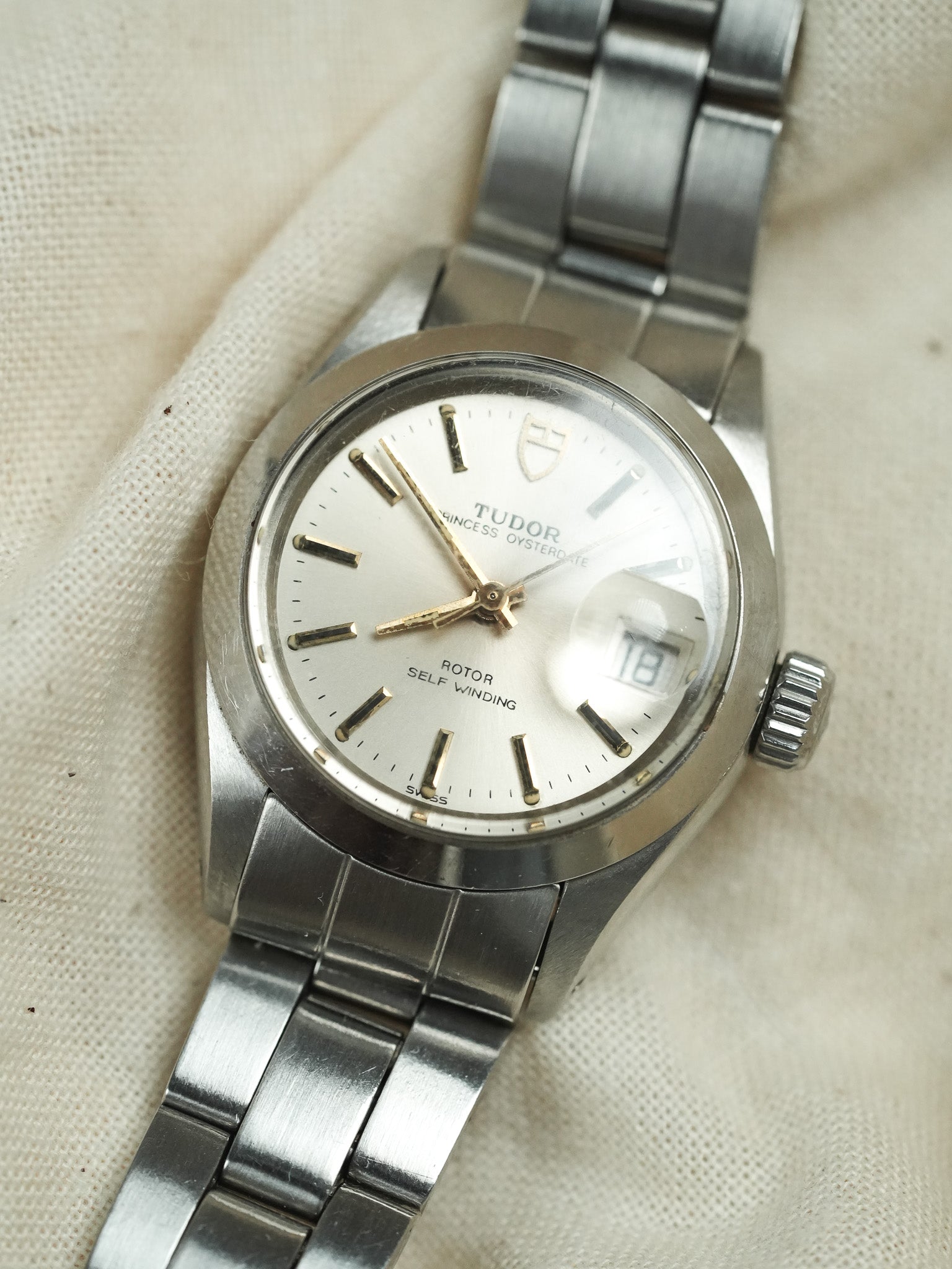 Tudor x Rolex - Princess Oysterdate 24mm Automatique Acier référence 92400 - 1985