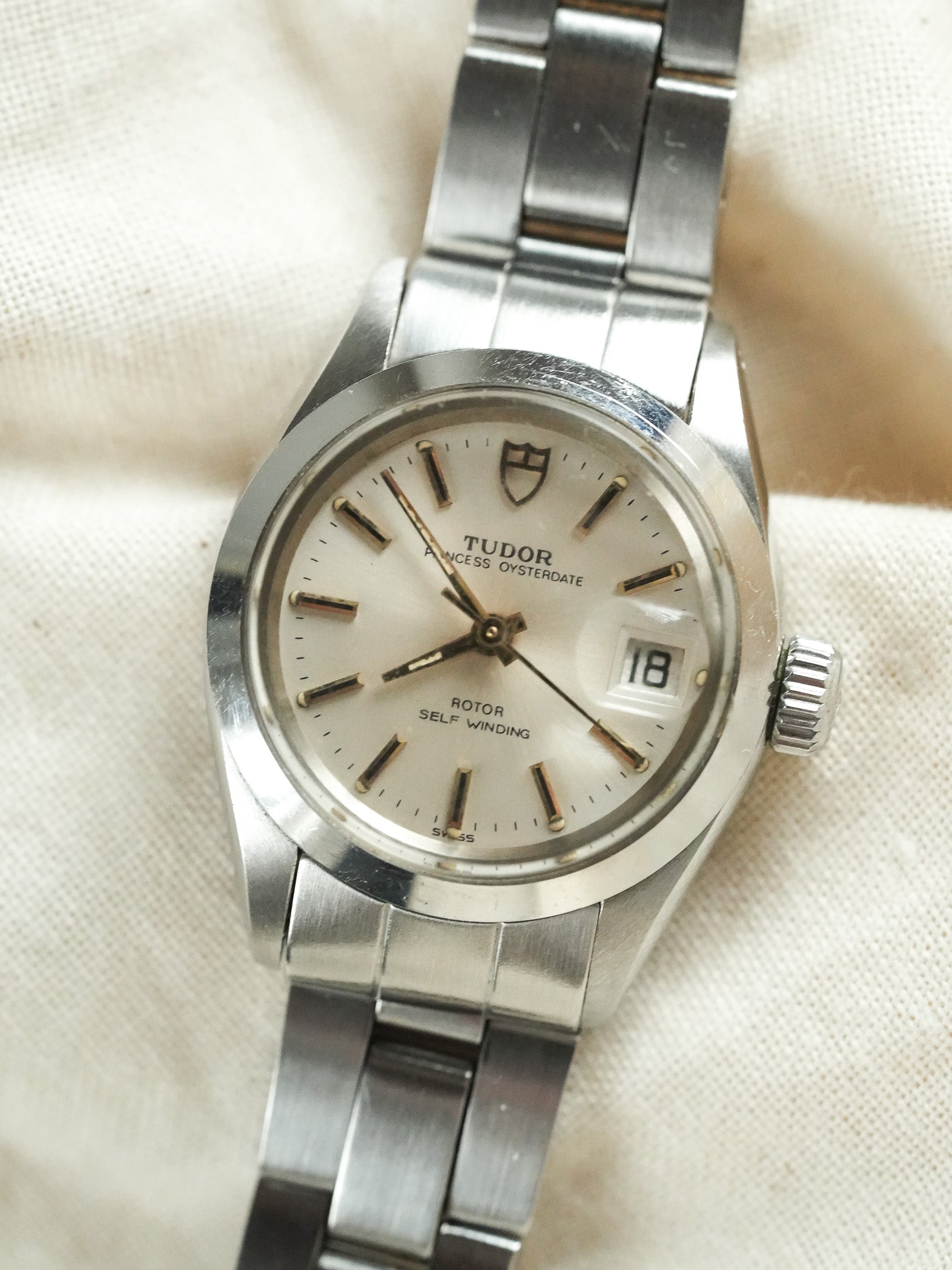 Tudor x Rolex - Princess Oysterdate 24mm Automatique Acier référence 92400 - 1985