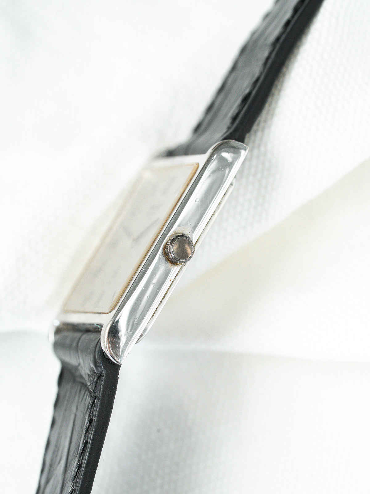 Bracelet cuir façon crocodile noir - Montre Seiko Quartz 2620-5000 - Atelier Victor