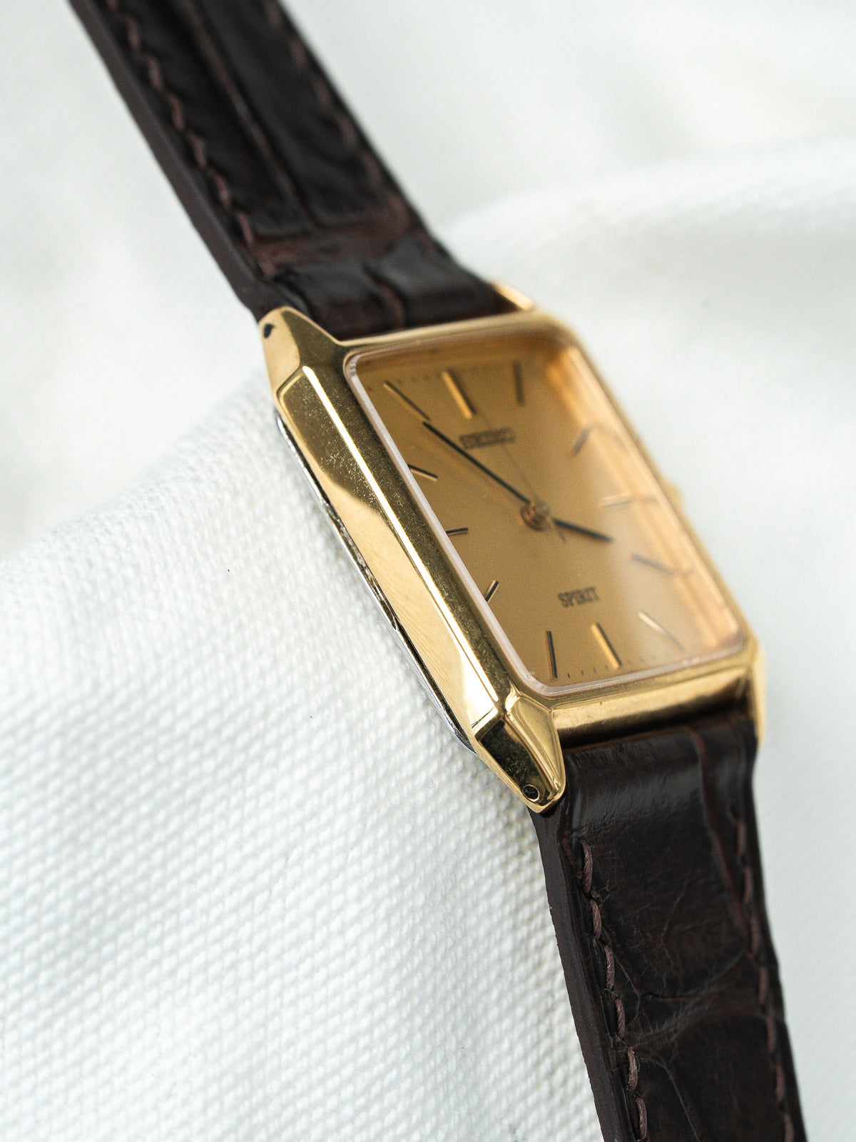 Fond de boîte acier avec référence - Montre Seiko Spirit 7N01-5180 - Atelier Victor