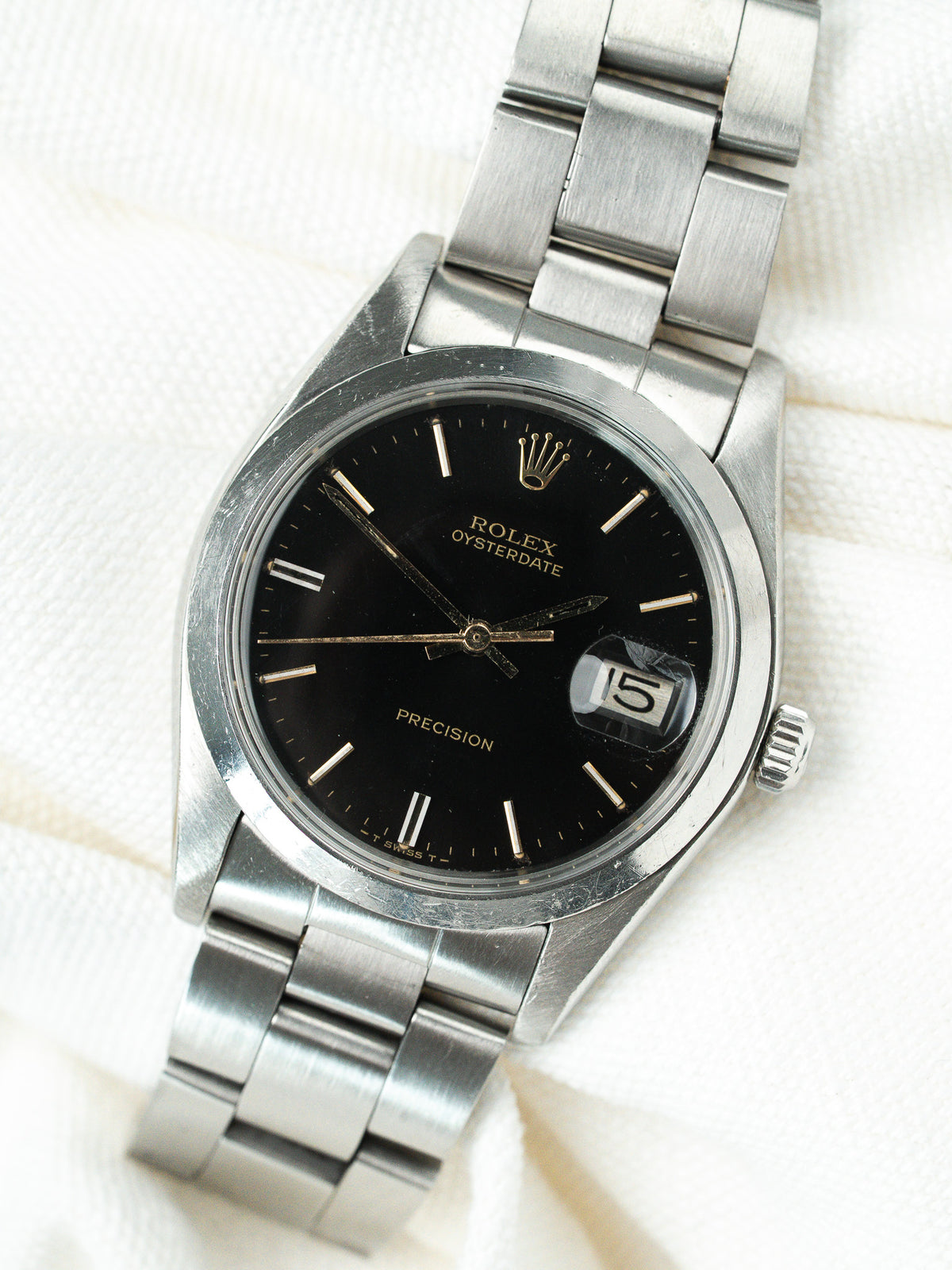 Bracelet Oyster 78350 à maillons pleins - Montre Rolex Oysterdate 6694 cadran noir - Atelier Victor