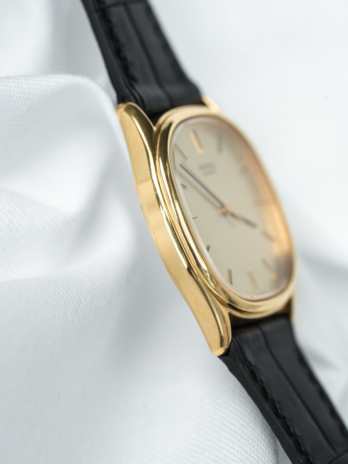 Vintage Seiko 7431-5240 Watch — Gold-Plated, Champagne Dial (1986)