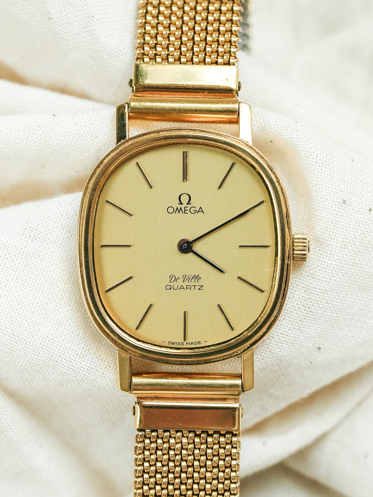 Omega - De Ville 191.0046 Tonneau chapado en oro pulsera de malla - 1978