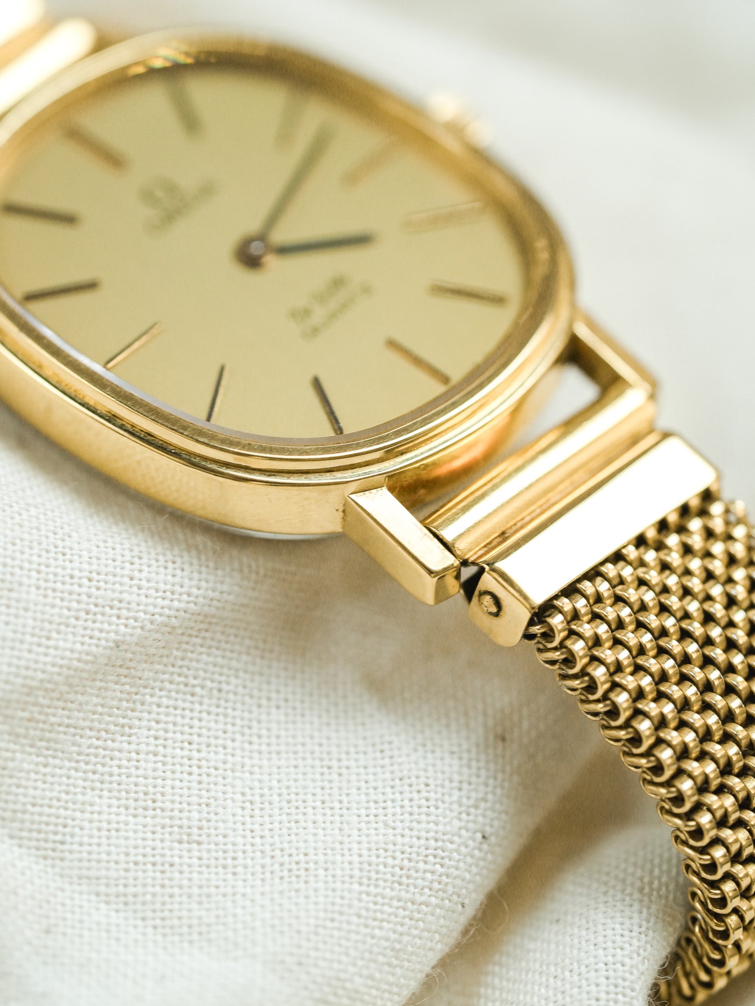 Omega - De Ville 191.0046 Tonneau chapado en oro pulsera de malla - 1978