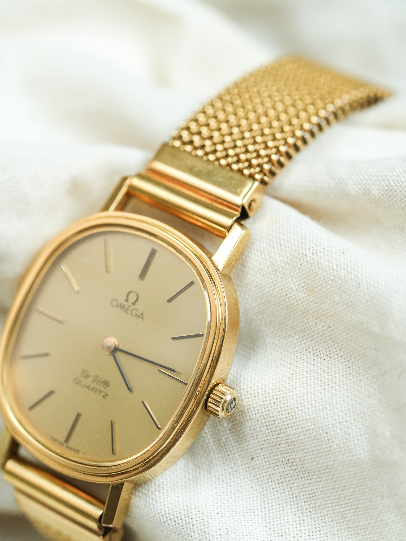 Omega - De Ville 191.0046 Tonneau chapado en oro pulsera de malla - 1978