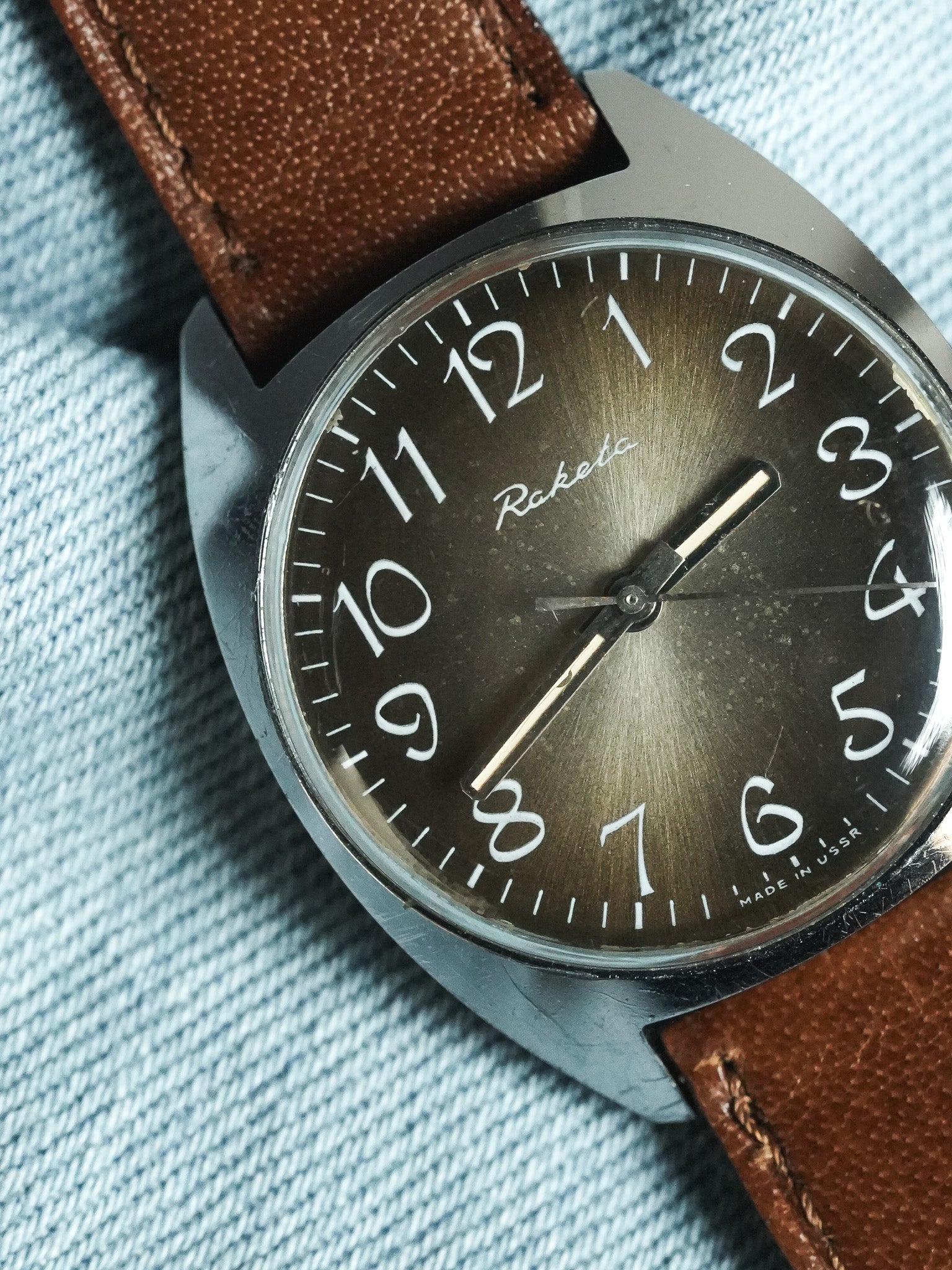 Raketa - Moka Números Árabes - 1970s