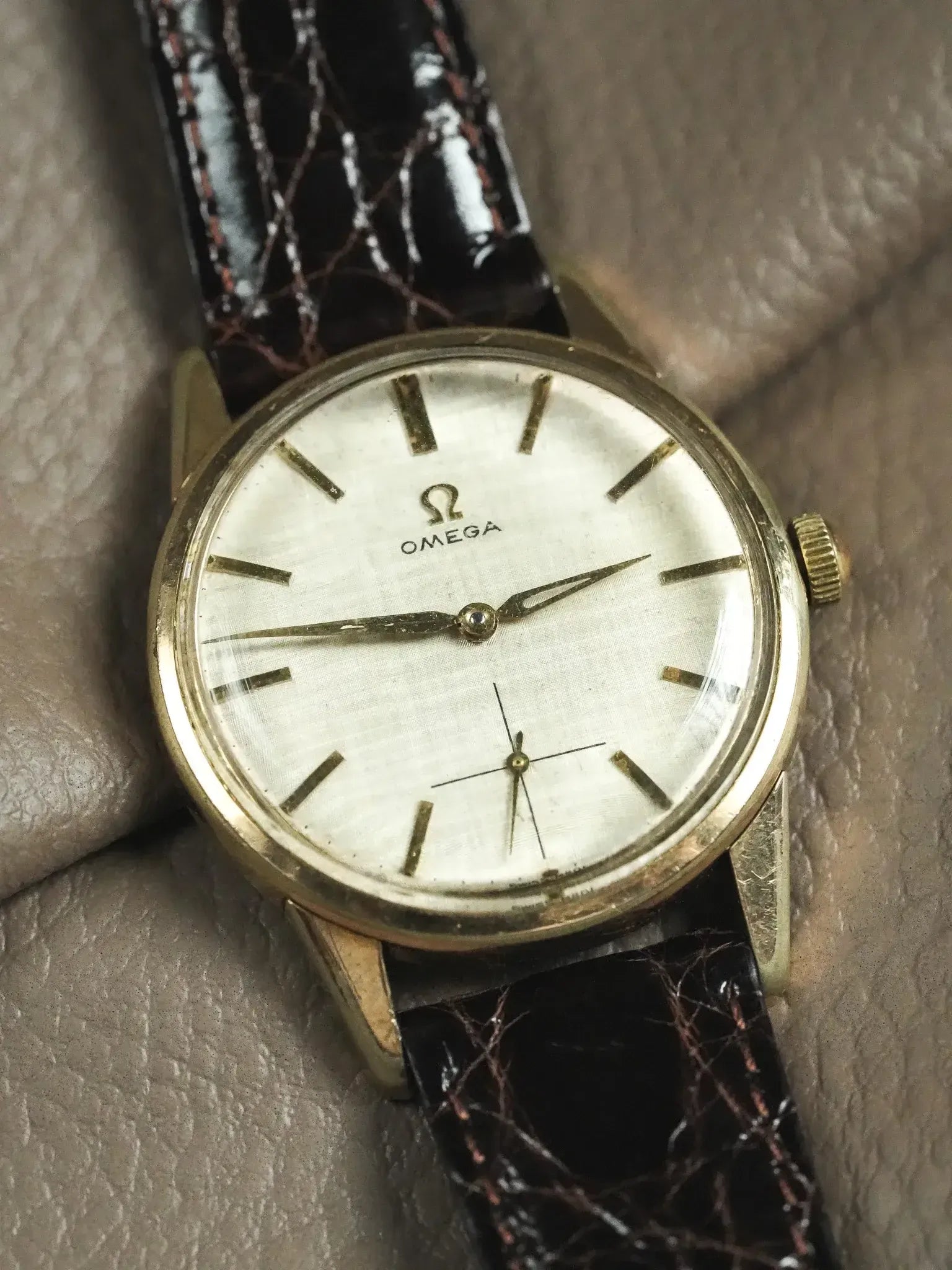 Omega - 14391-6 Plaqué or cadran lin - 1961 - Atelier Victor