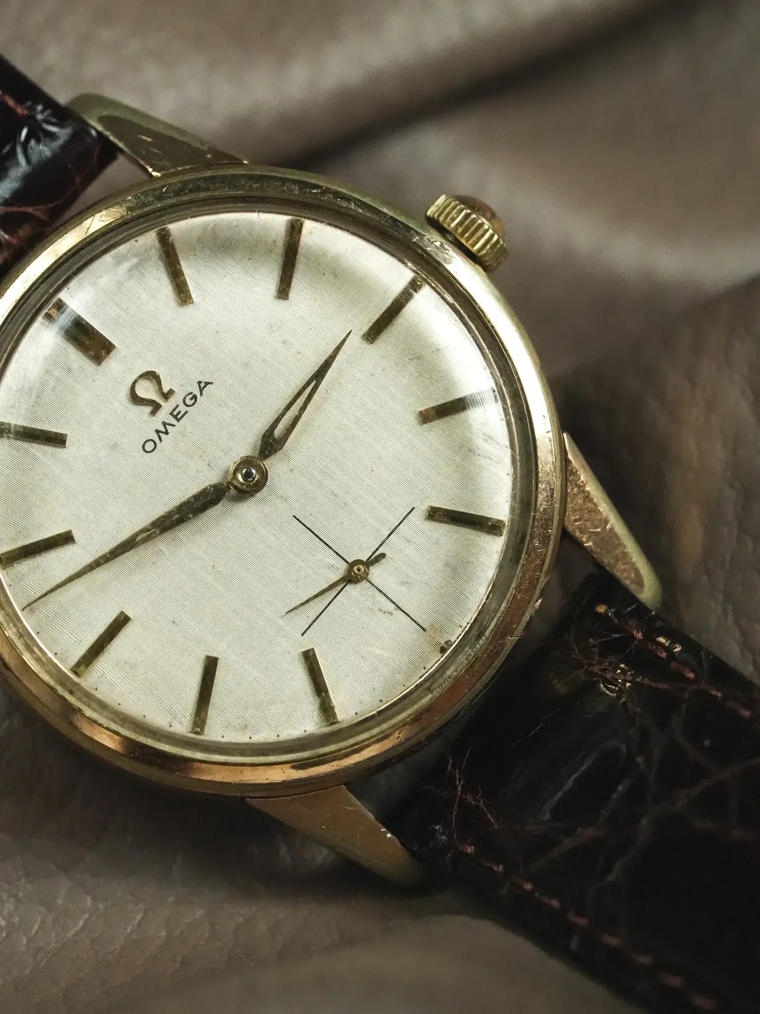 Omega - 14391-6 Plaqué or cadran lin - 1961 - Atelier Victor