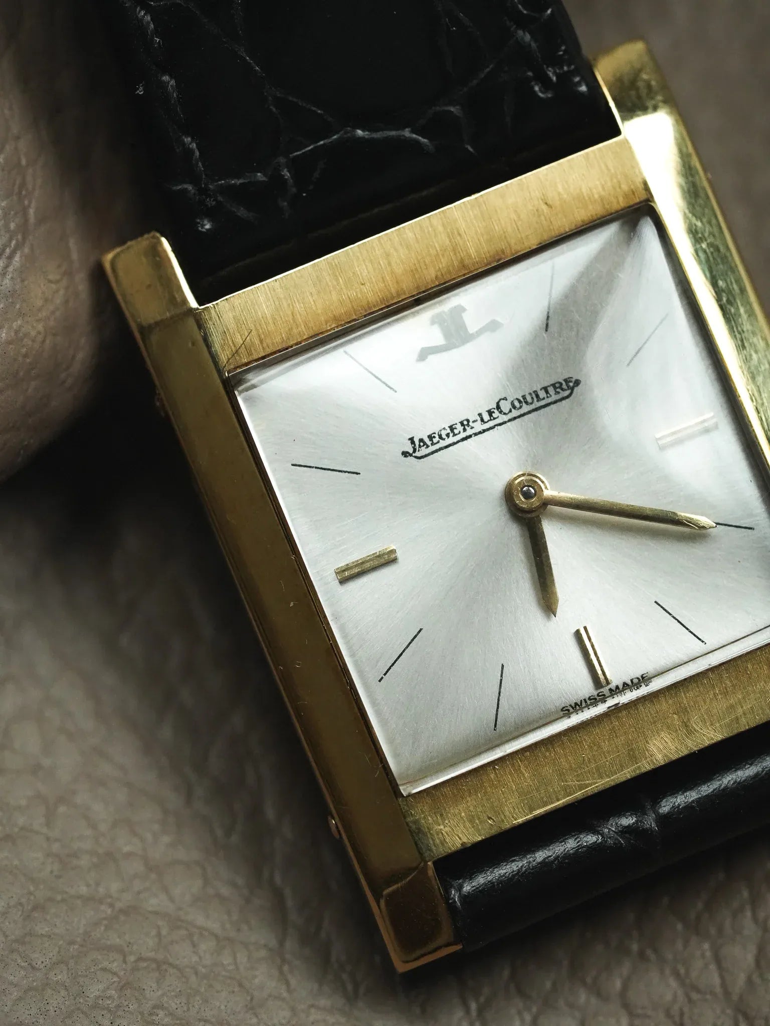 Jaeger-LeCoultre - Tank Or jaune 18k - Full Set - 1968