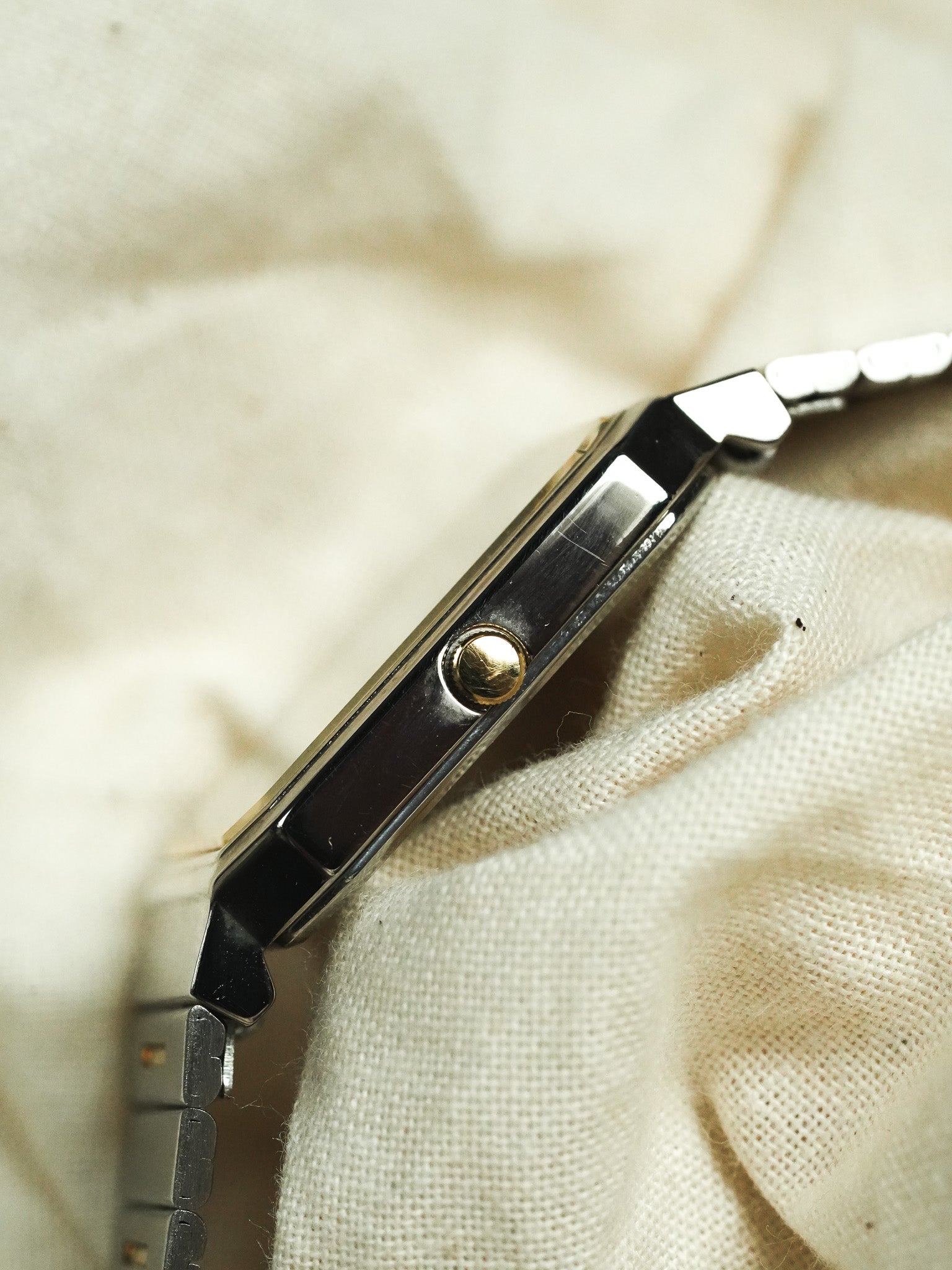 Seiko - Tank Royal Acier Gris Or bracelet intégré - 1997