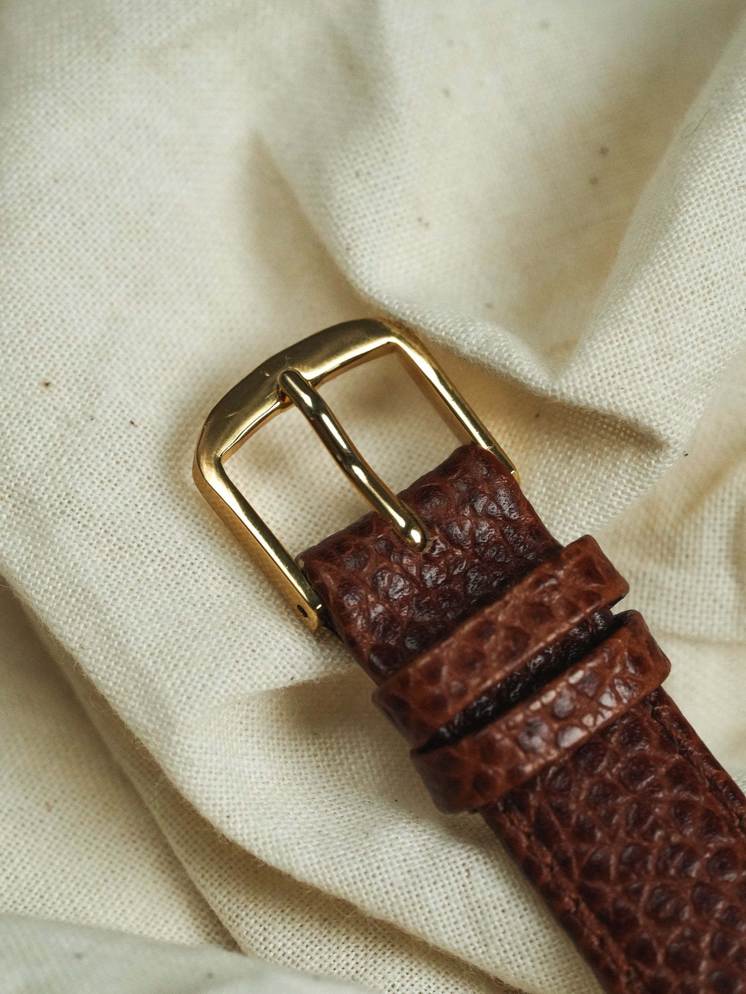Longines - Ronde Cadran Ecaille Quartz Or - 1980s