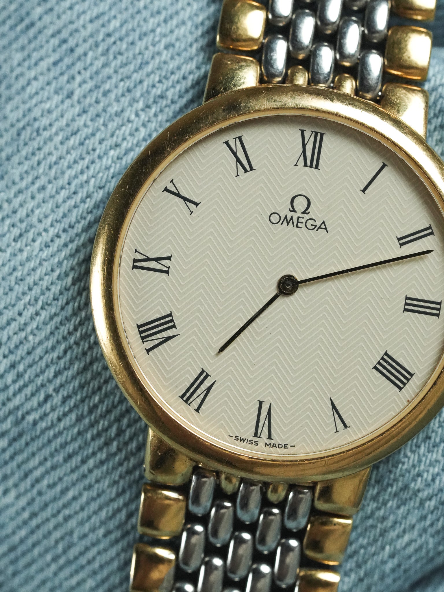 Omega - De Ville جولة سلسلة فولاذية ذهبية EXTRA PLATE - 1986