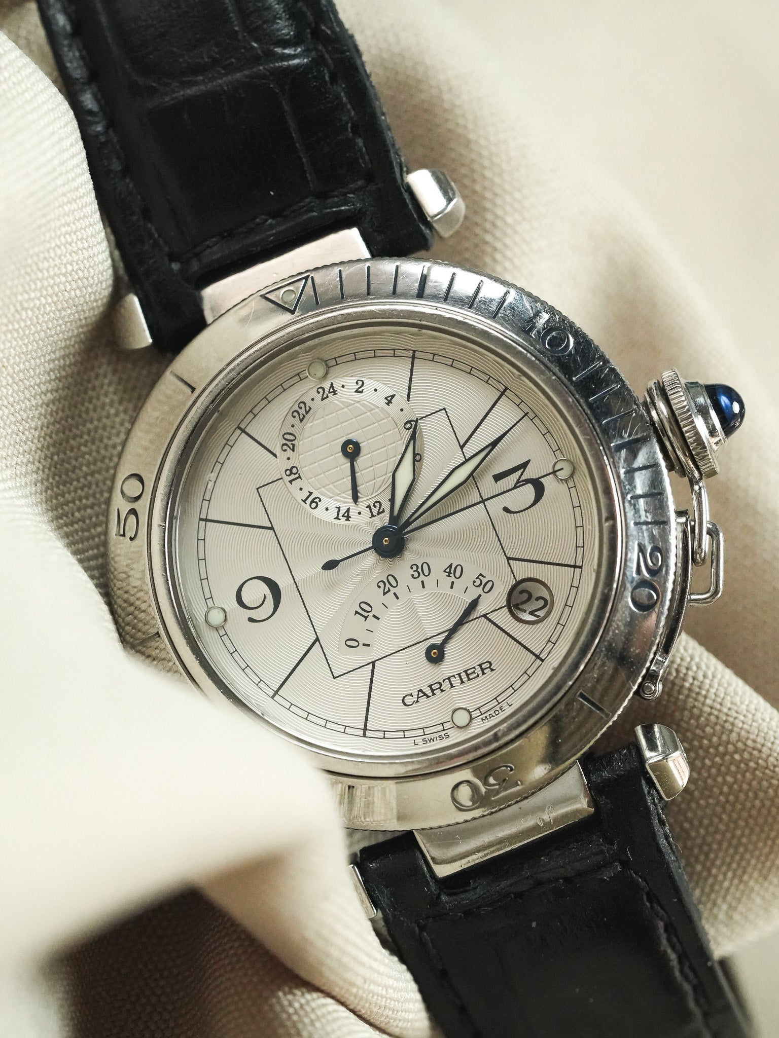 Cartier - Pasha 2388 احتياطي الطاقة 24h جلد مشبك قابل للطي - 2000s
