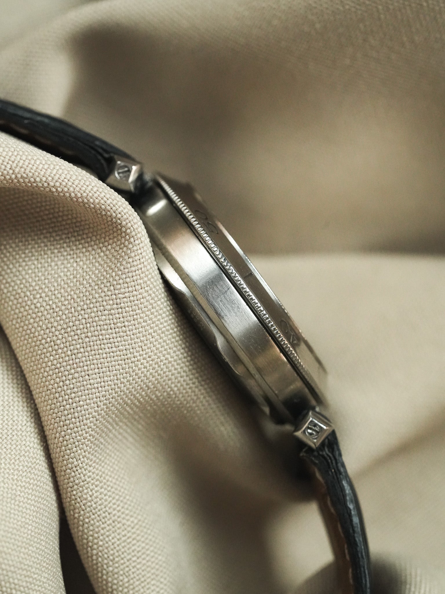 Cartier - Pasha 2388 احتياطي الطاقة 24h جلد مشبك قابل للطي - 2000s