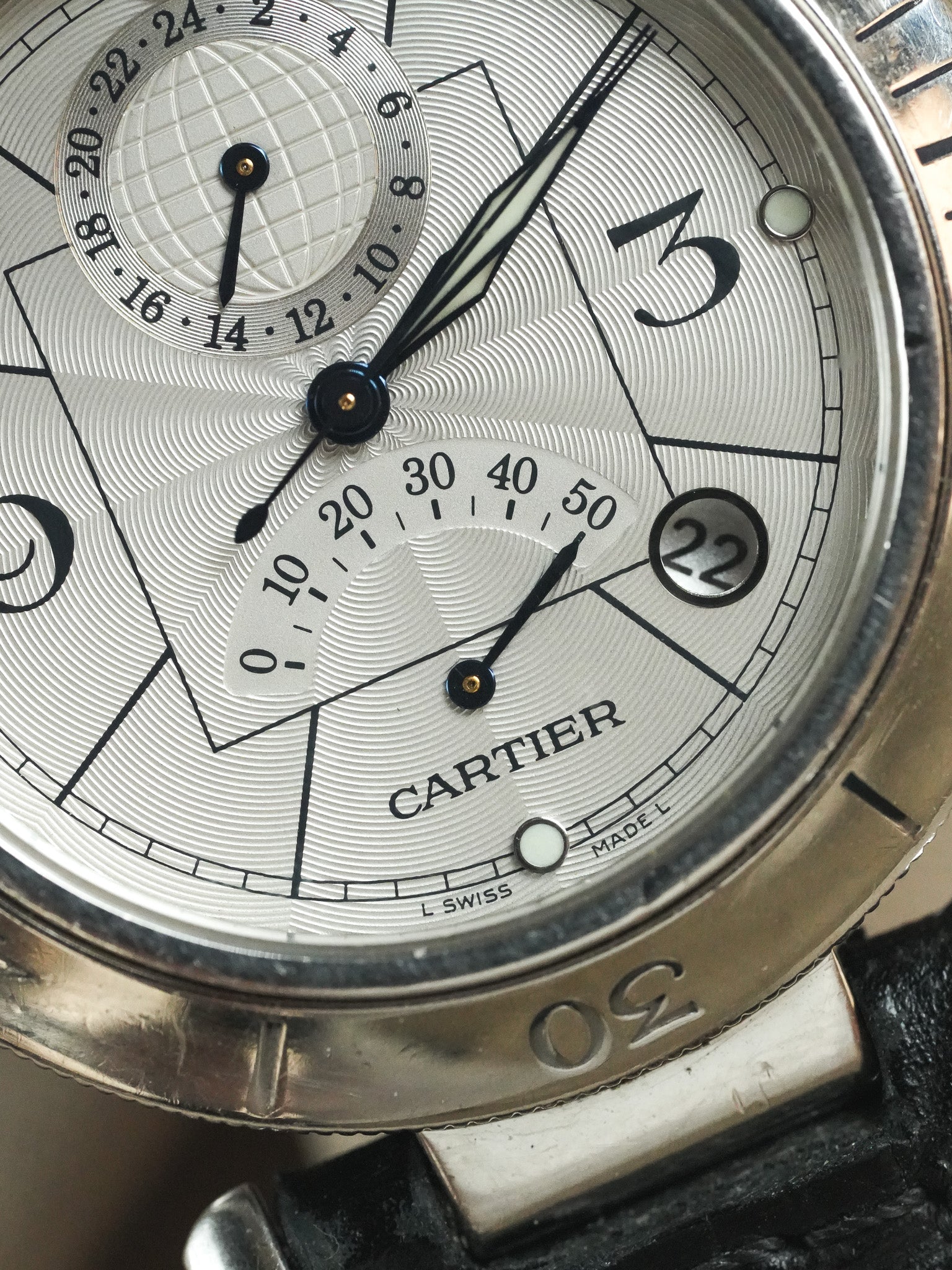 Cartier - Pasha 2388 احتياطي الطاقة 24h جلد مشبك قابل للطي - 2000s
